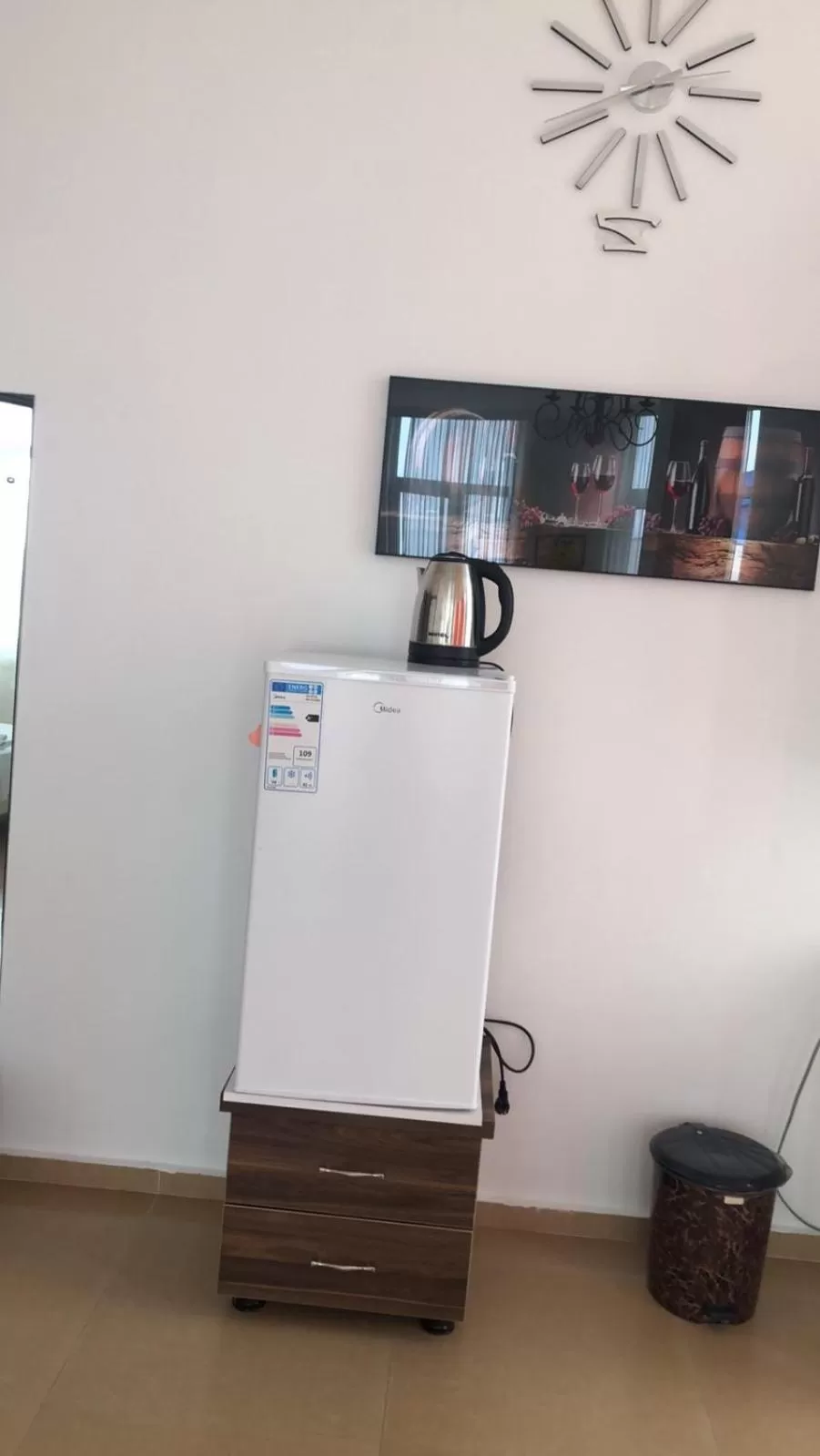 TV/Entertainment Center in Orange Home Hotel