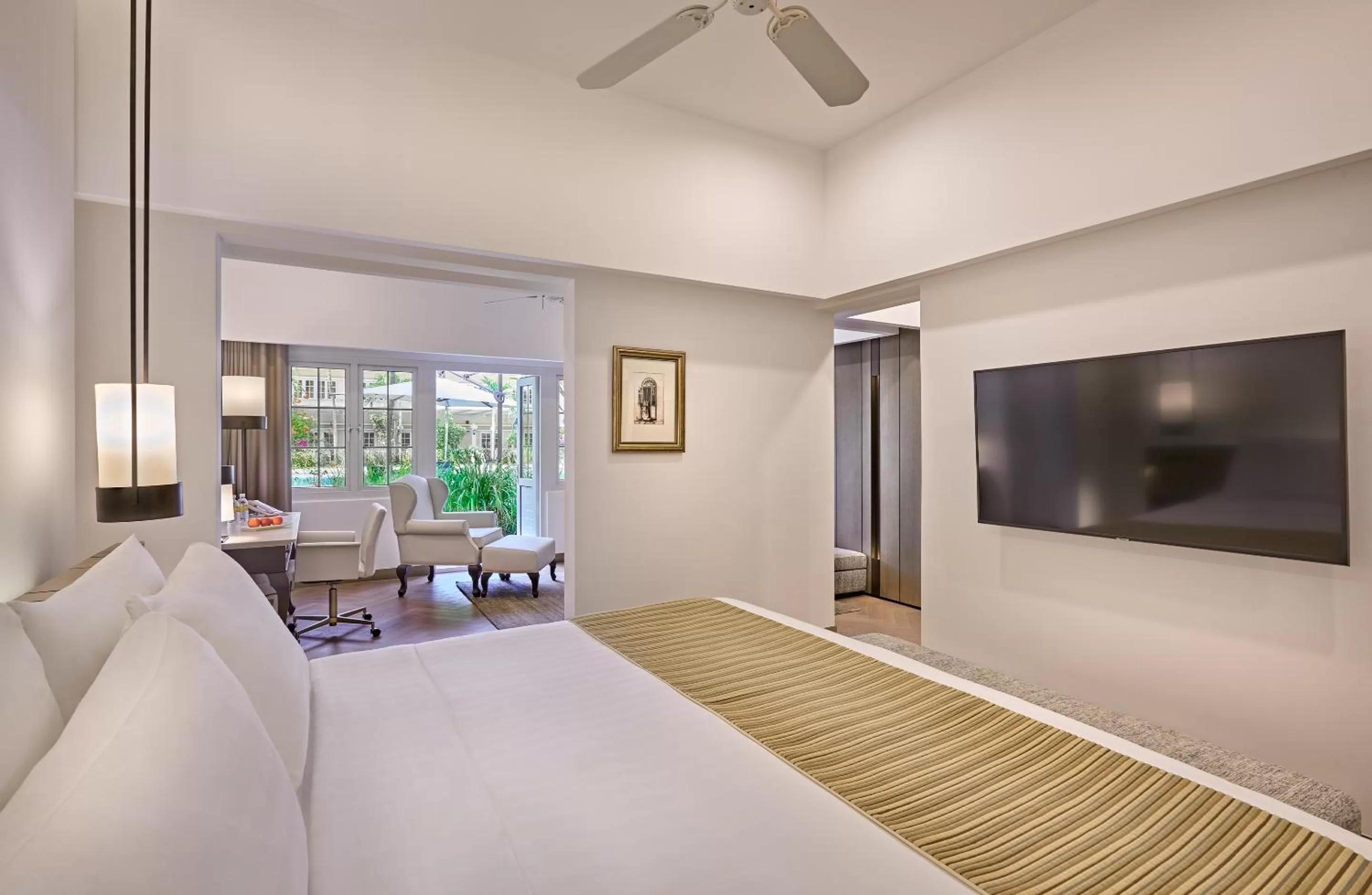 Bedroom, Bed in Goodwood Park Hotel