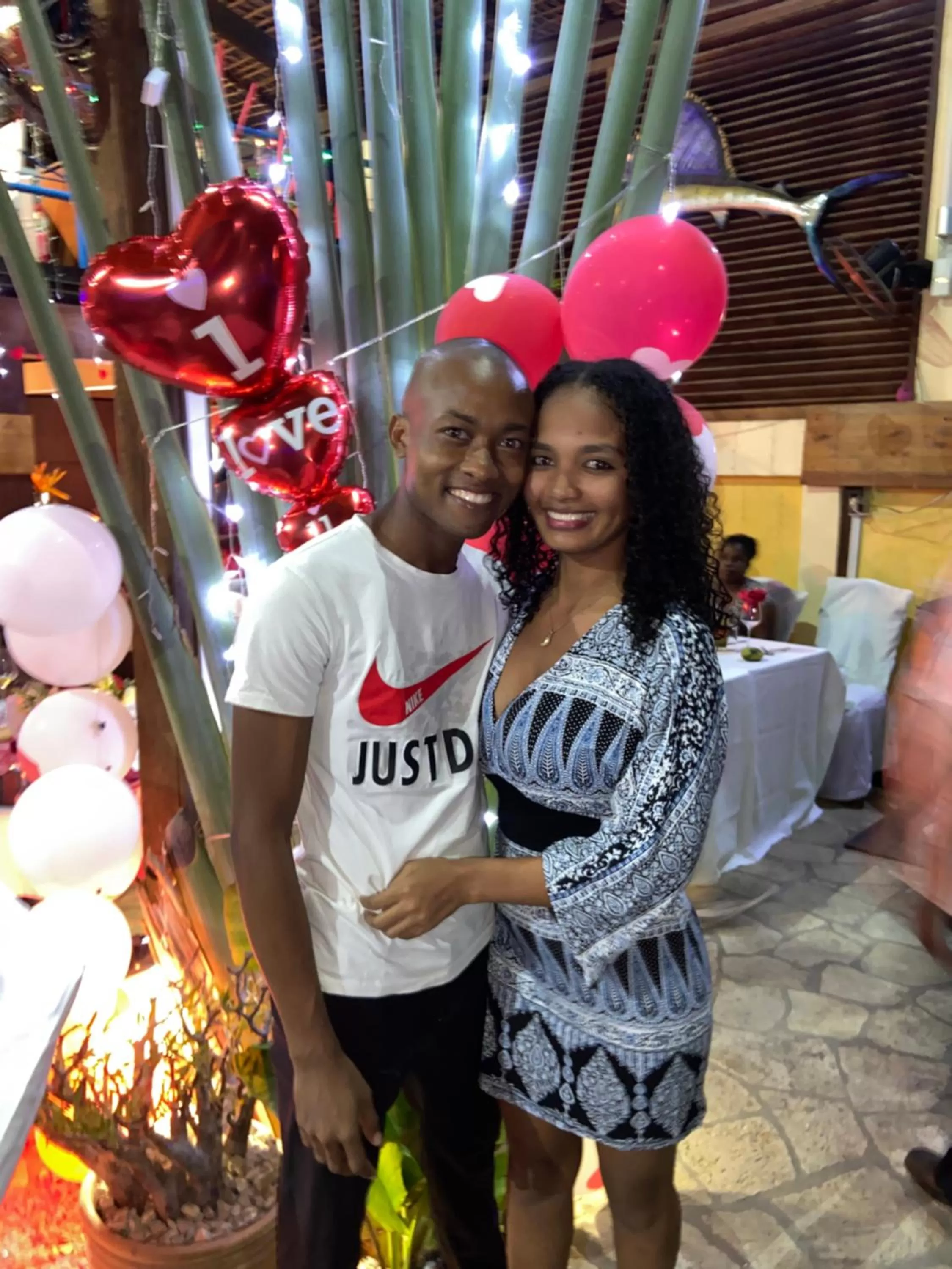 People in Hôtel Restaurant Coco Lodge Majunga