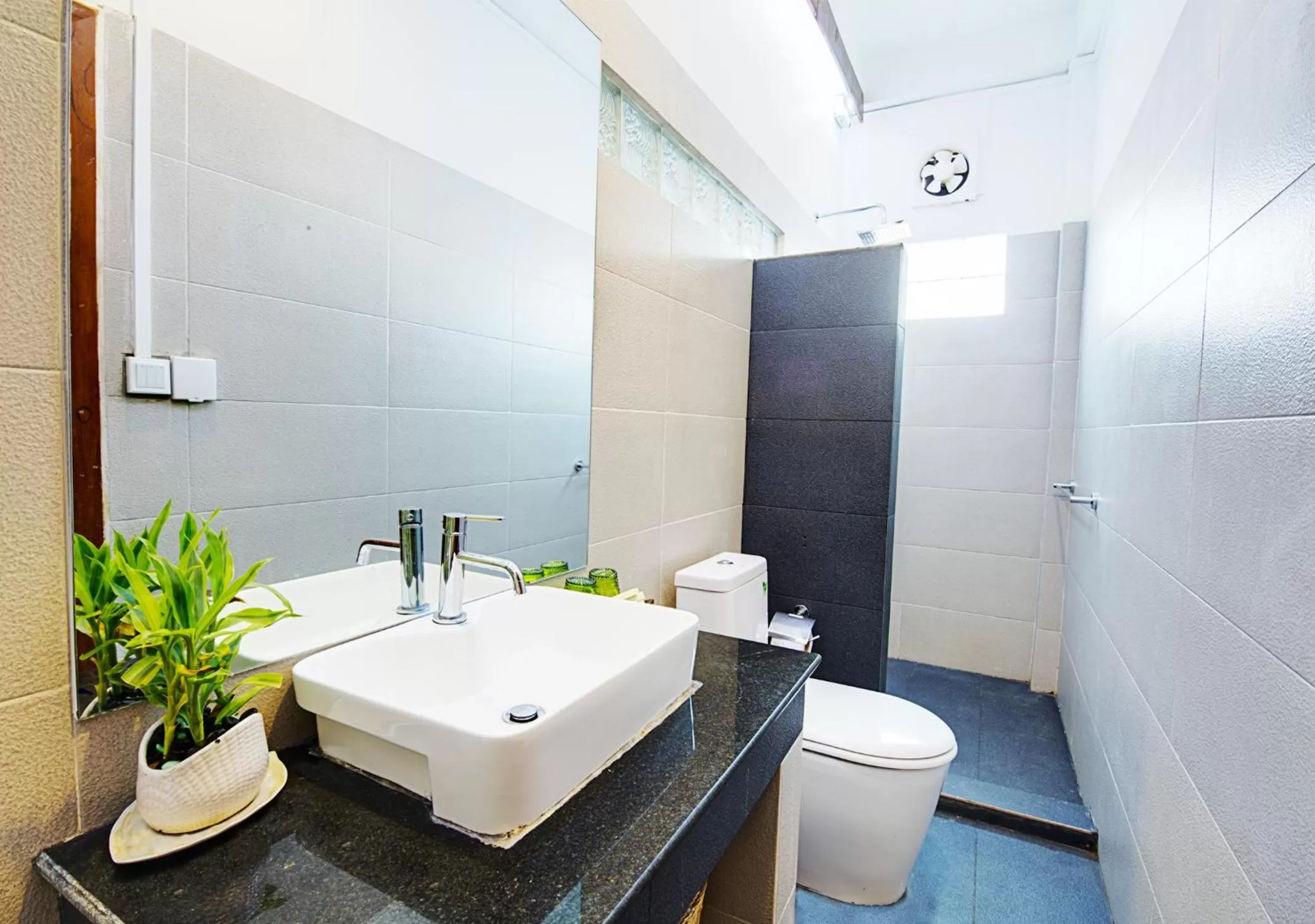 Bathroom in Maison Model d'Angkor