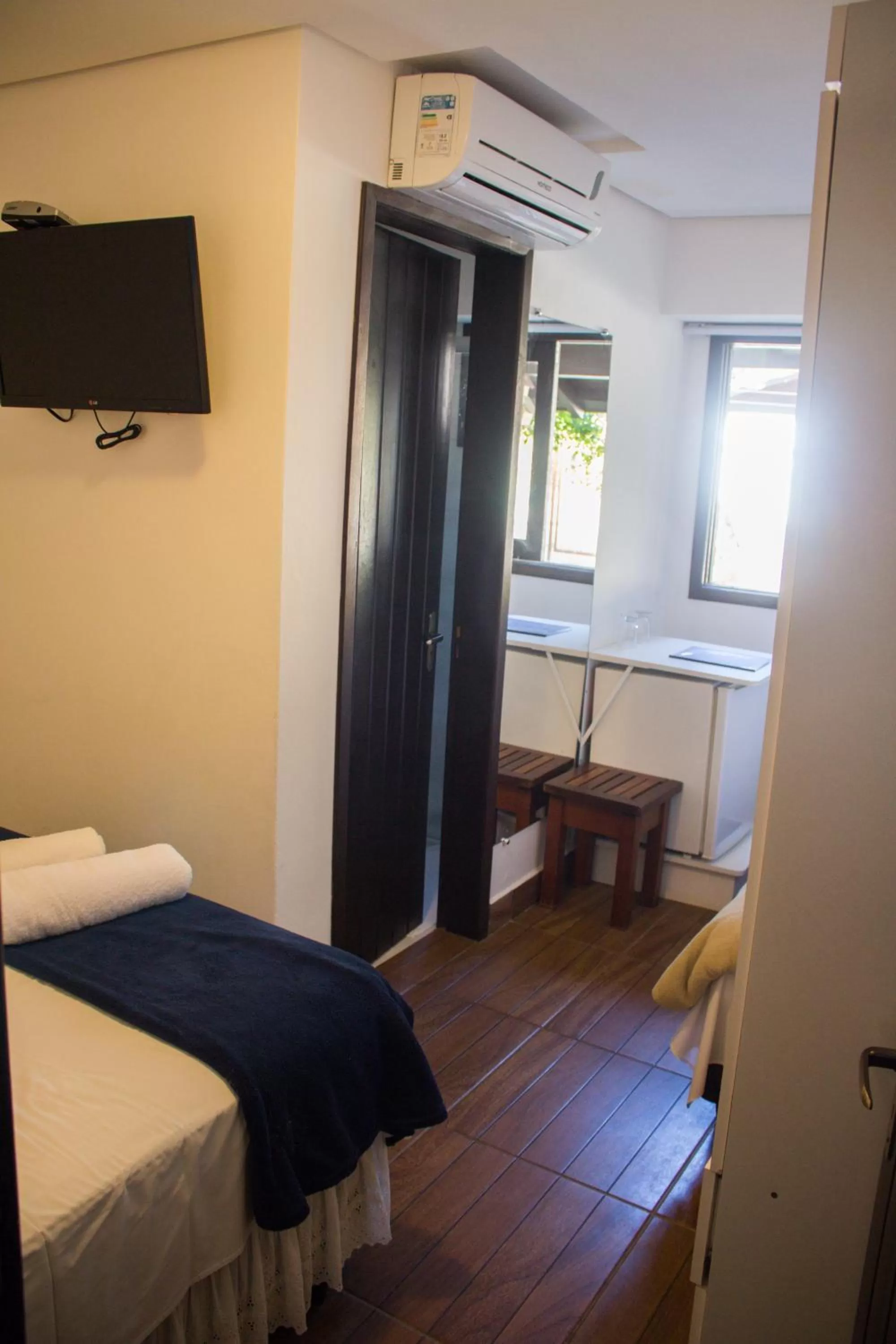 TV/Entertainment Center in Beach House Floripa