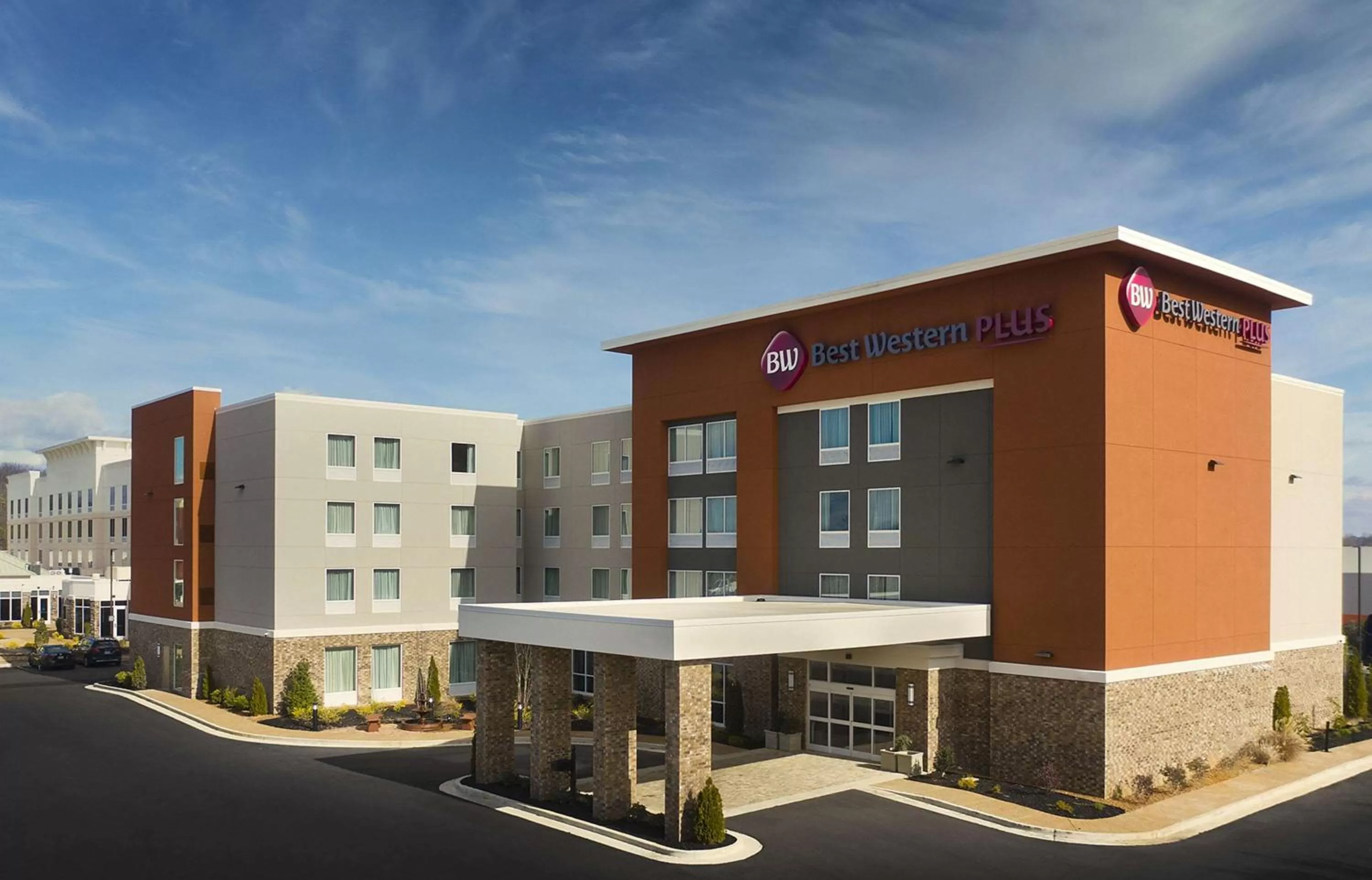 Property building in Best Western Plus Desoto