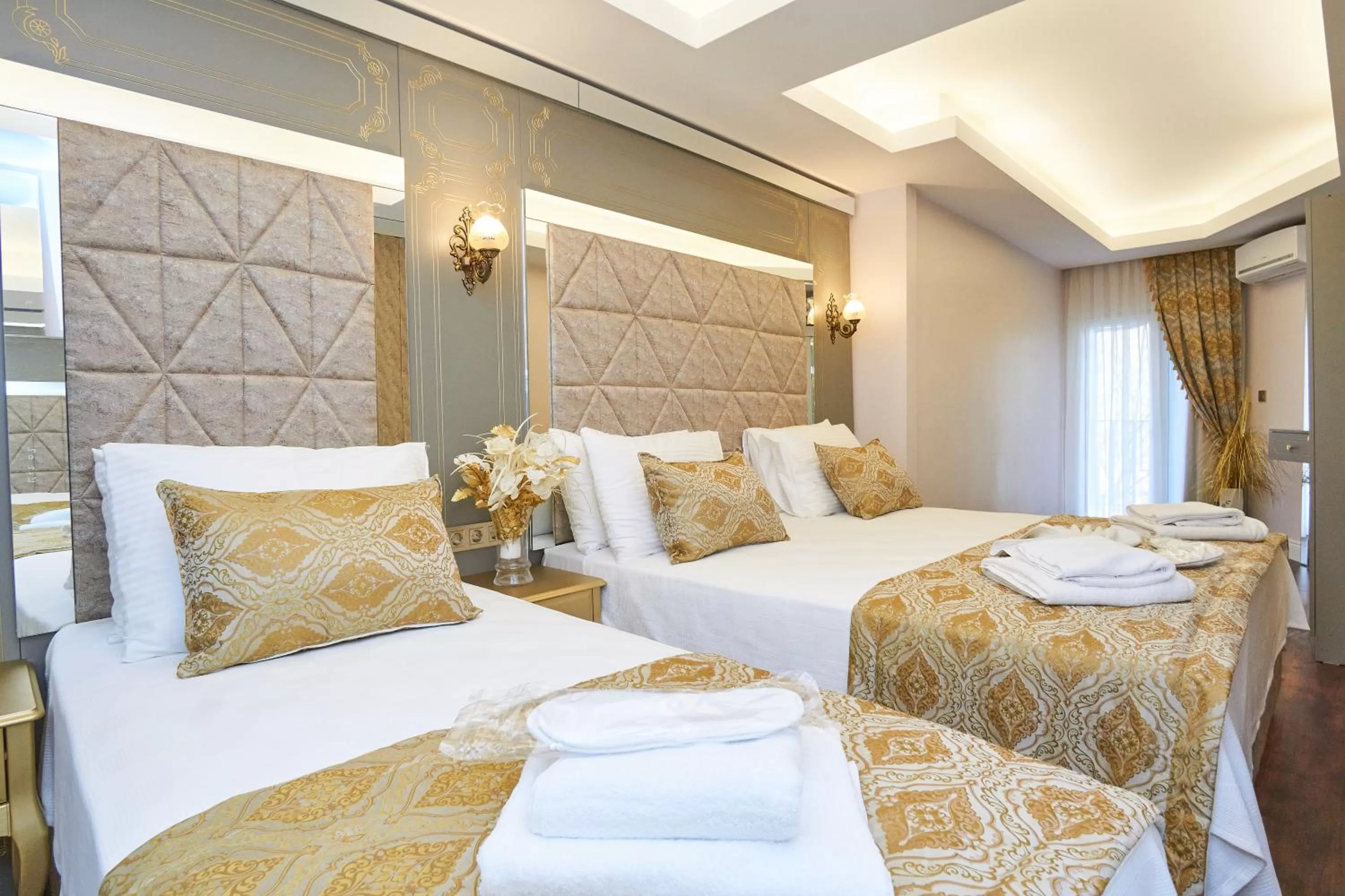 Photo of the whole room, Bed in Sultan Suleyman Palace Hotel & Spa
