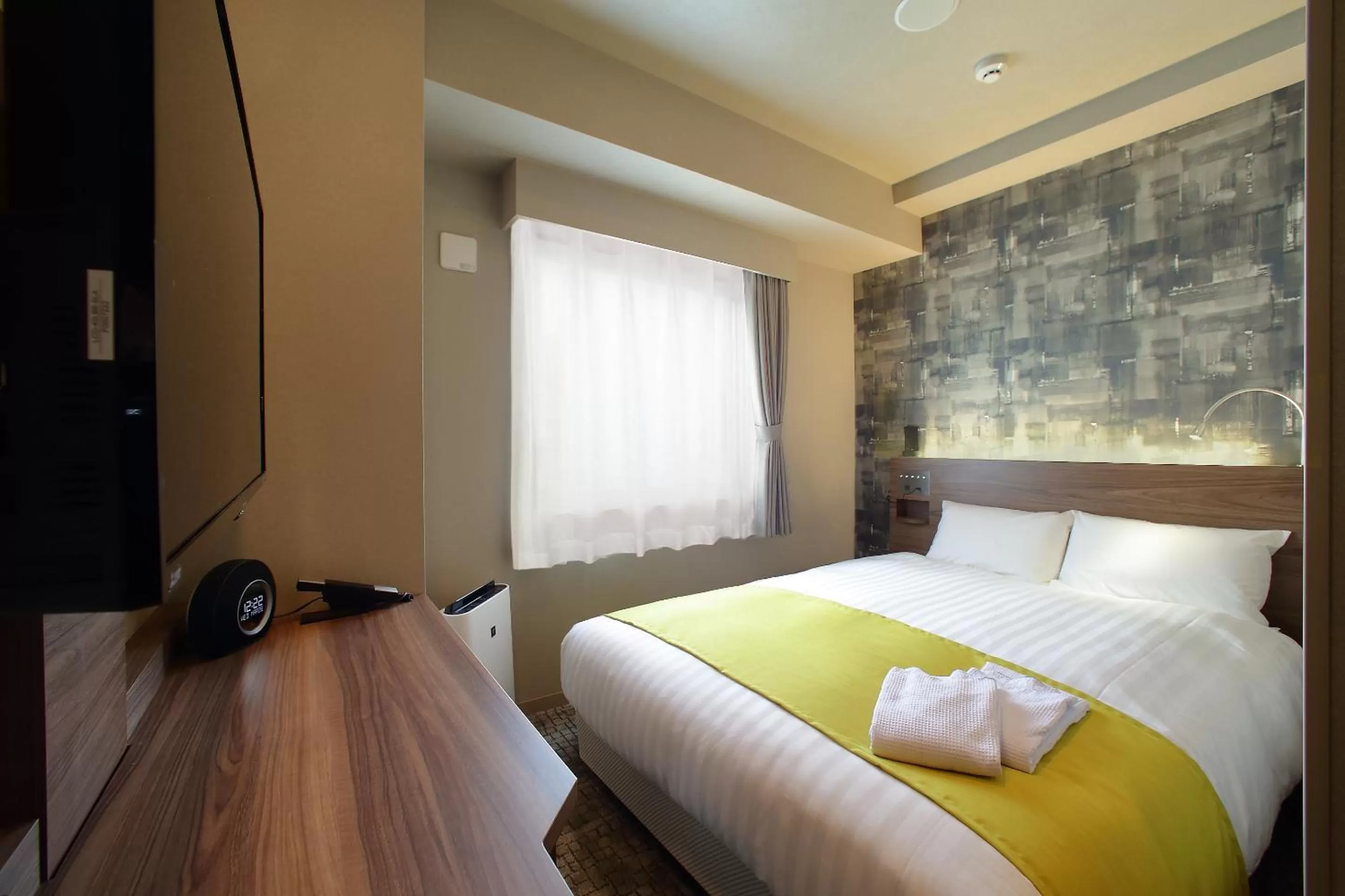 Bed in Hotel Oriental Express Osaka Shinsaibashi