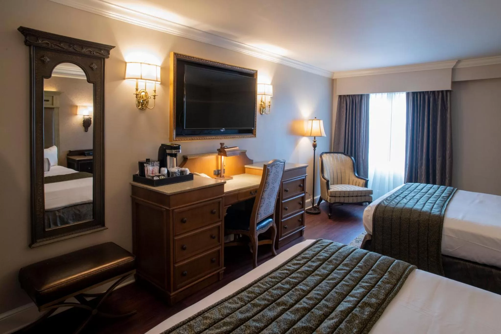 TV and multimedia in Hotel St. Marie