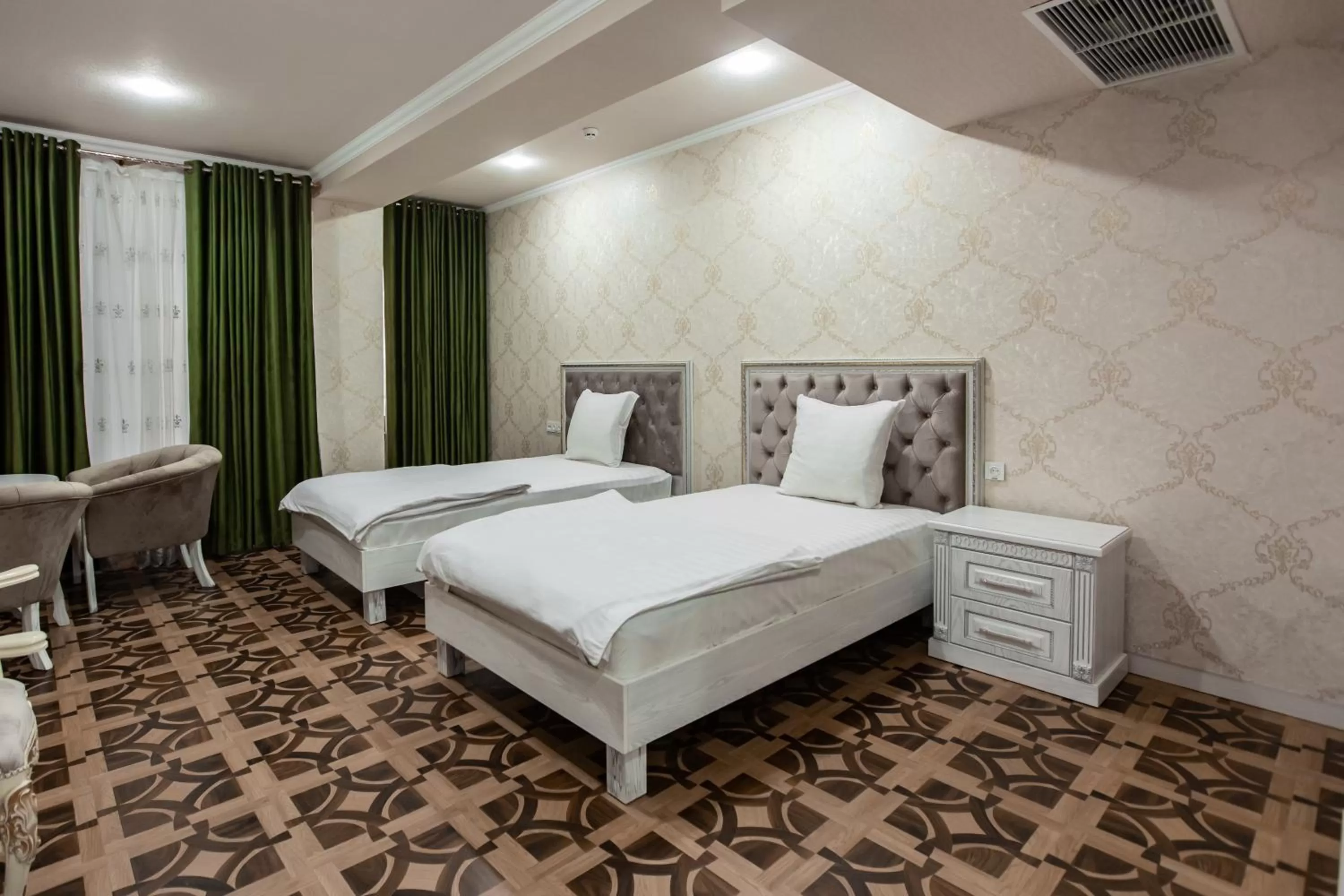 Bedroom, Bed in OydinPlaza Hotel