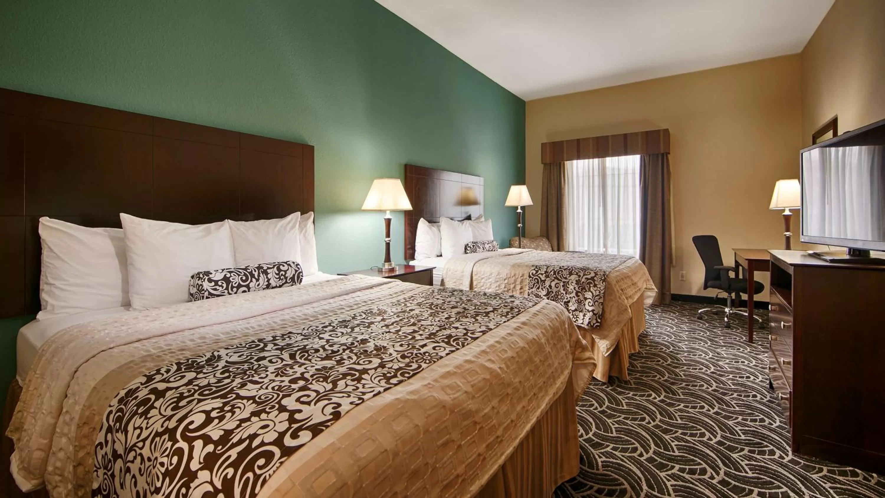 Queen Room with Two Queen Beds - Hearing Accessible in Best Western Plus Katy Inn and Suites