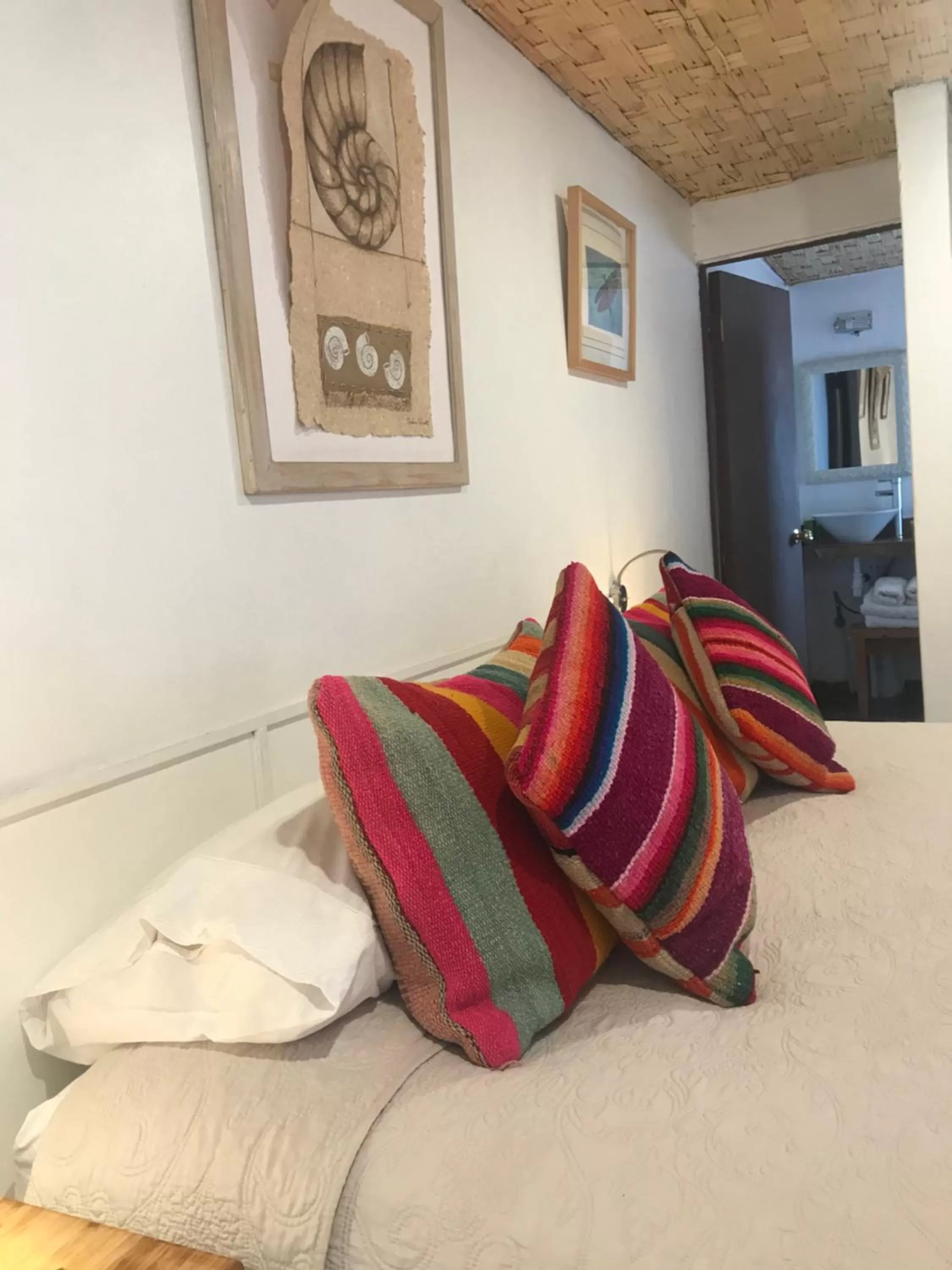 Bed in Hotel Pat'ta Hoiri