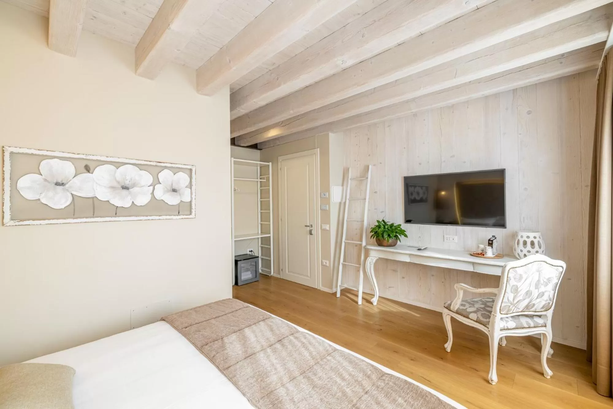 Photo of the whole room, Bed in Borghetto San Biagio Relais Agriturismo