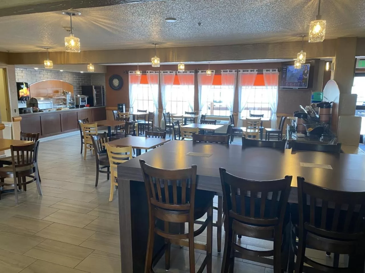 Breakfast in South Platte Cabins & Kennels