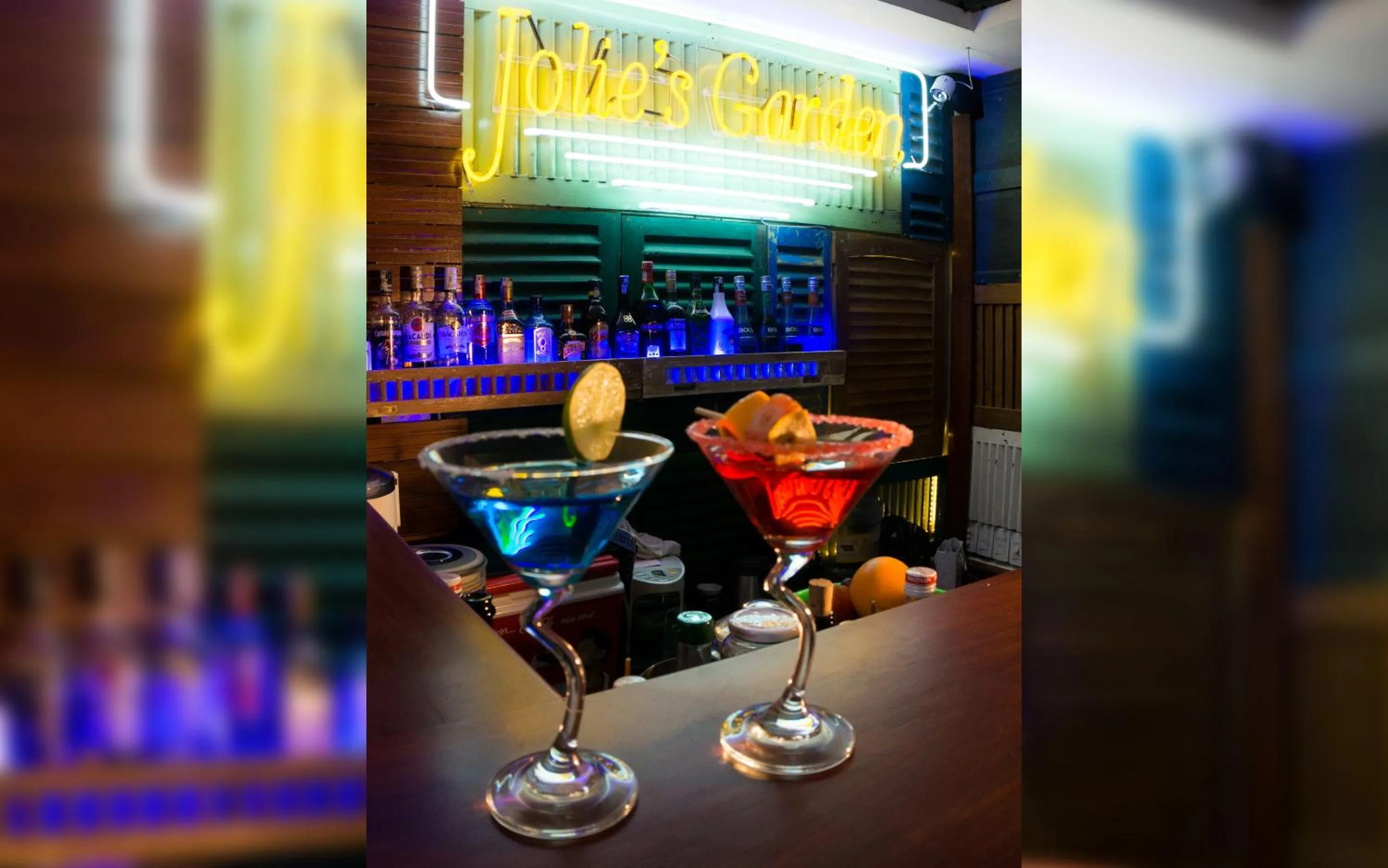 Alcoholic drinks in Silverland Jolie Hotel