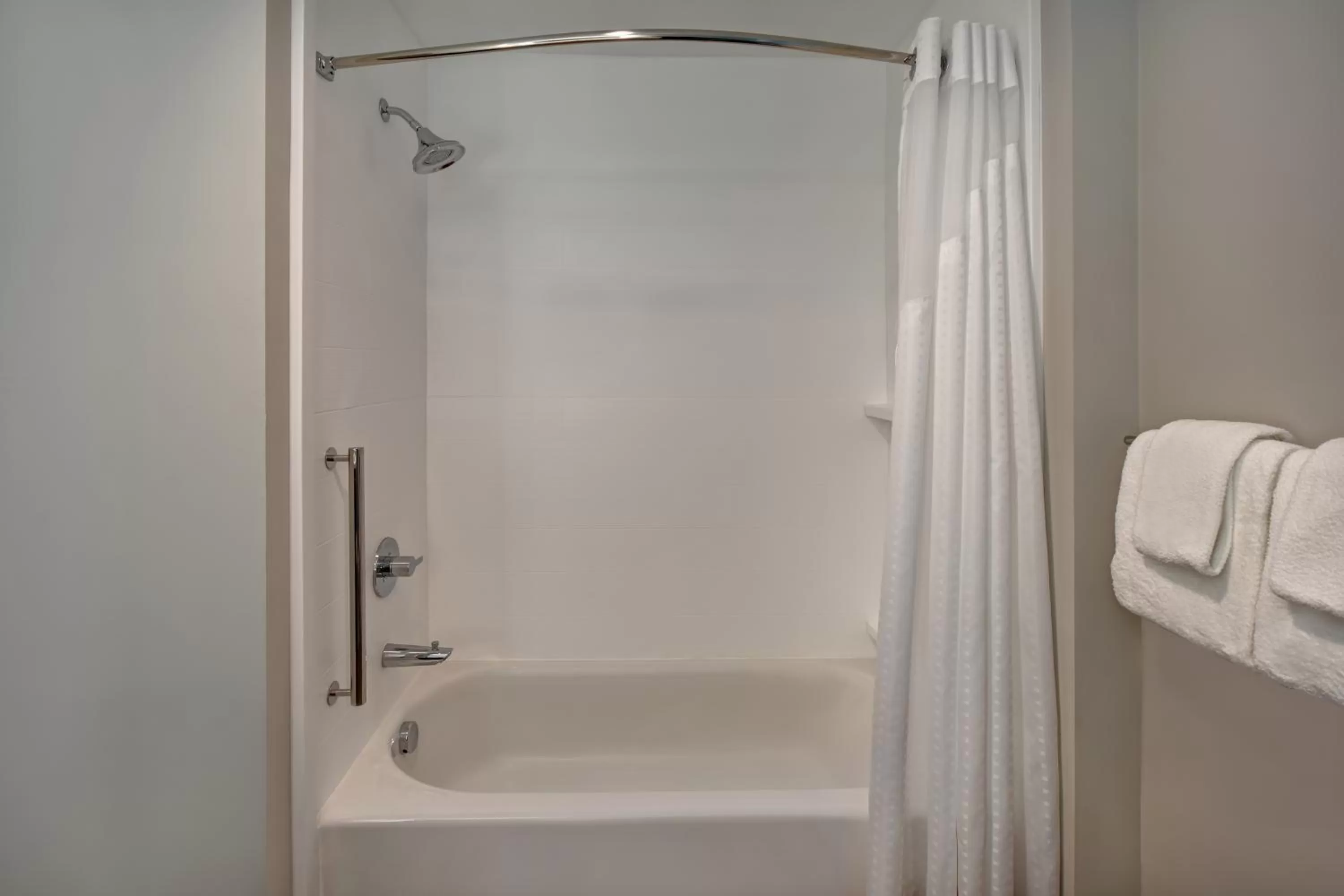 Standard Room in Holiday Inn Express & Suites - Galveston Beach by IHG