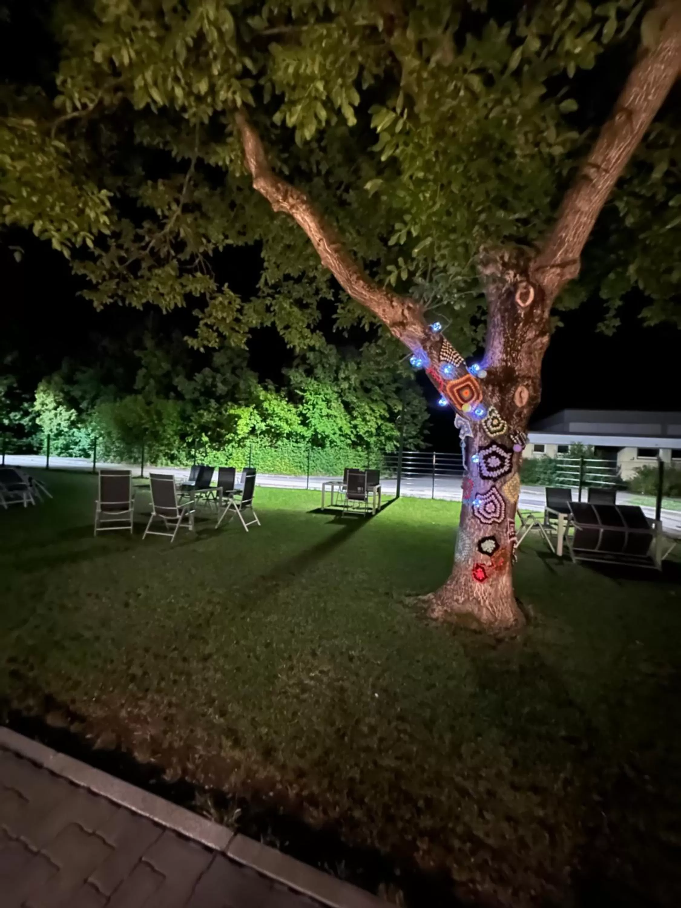 Garden view in Yebs Hotel