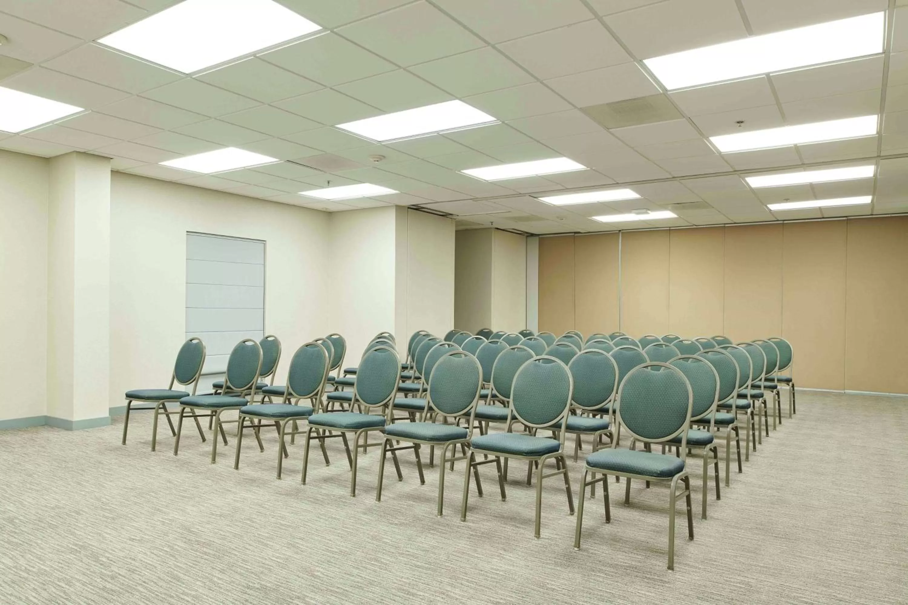 Meeting/conference room in Hampton Inn Ciudad Juarez