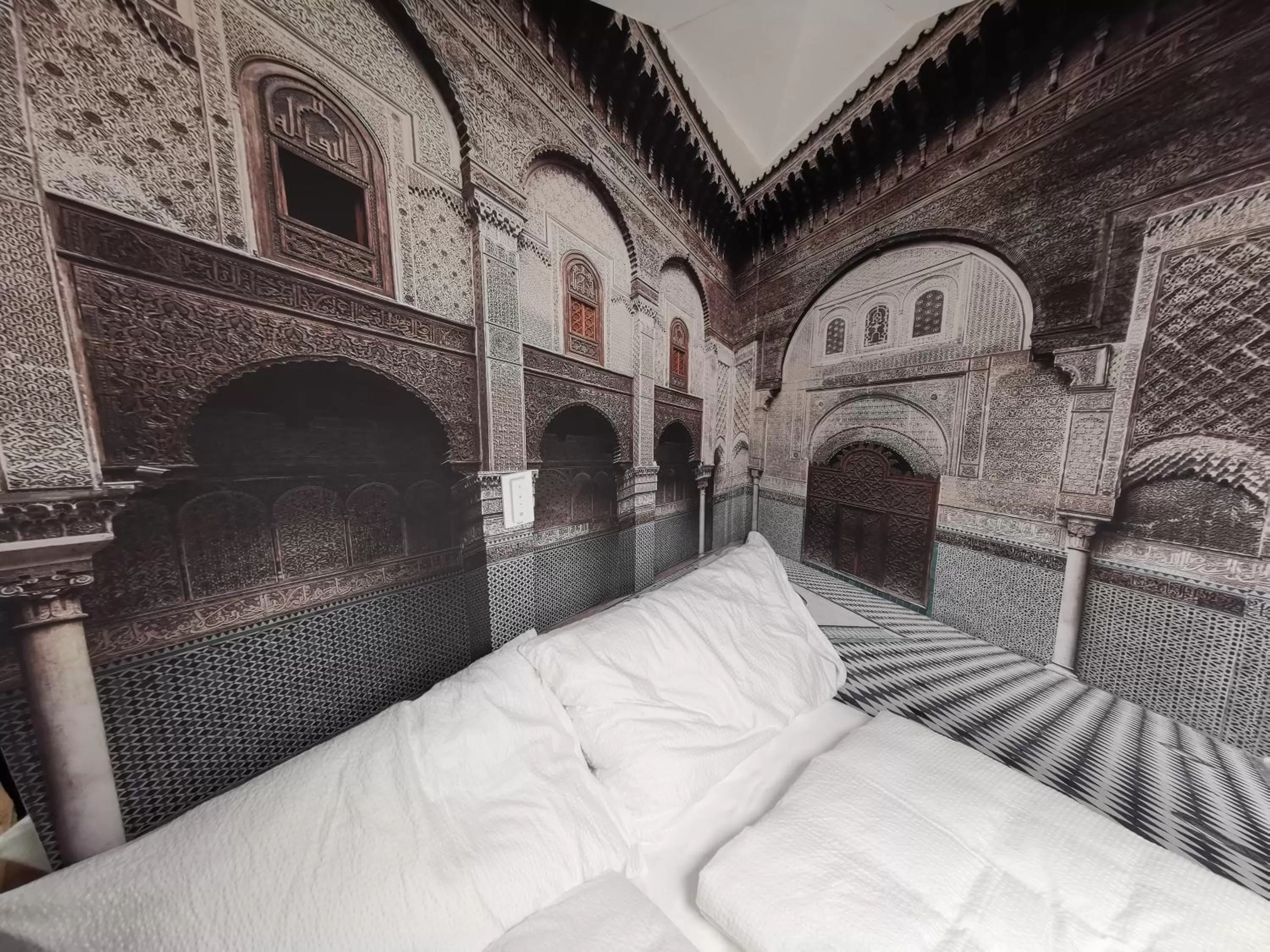 Bed in Boutique Hotel BS16 before Bern City Parking gratis