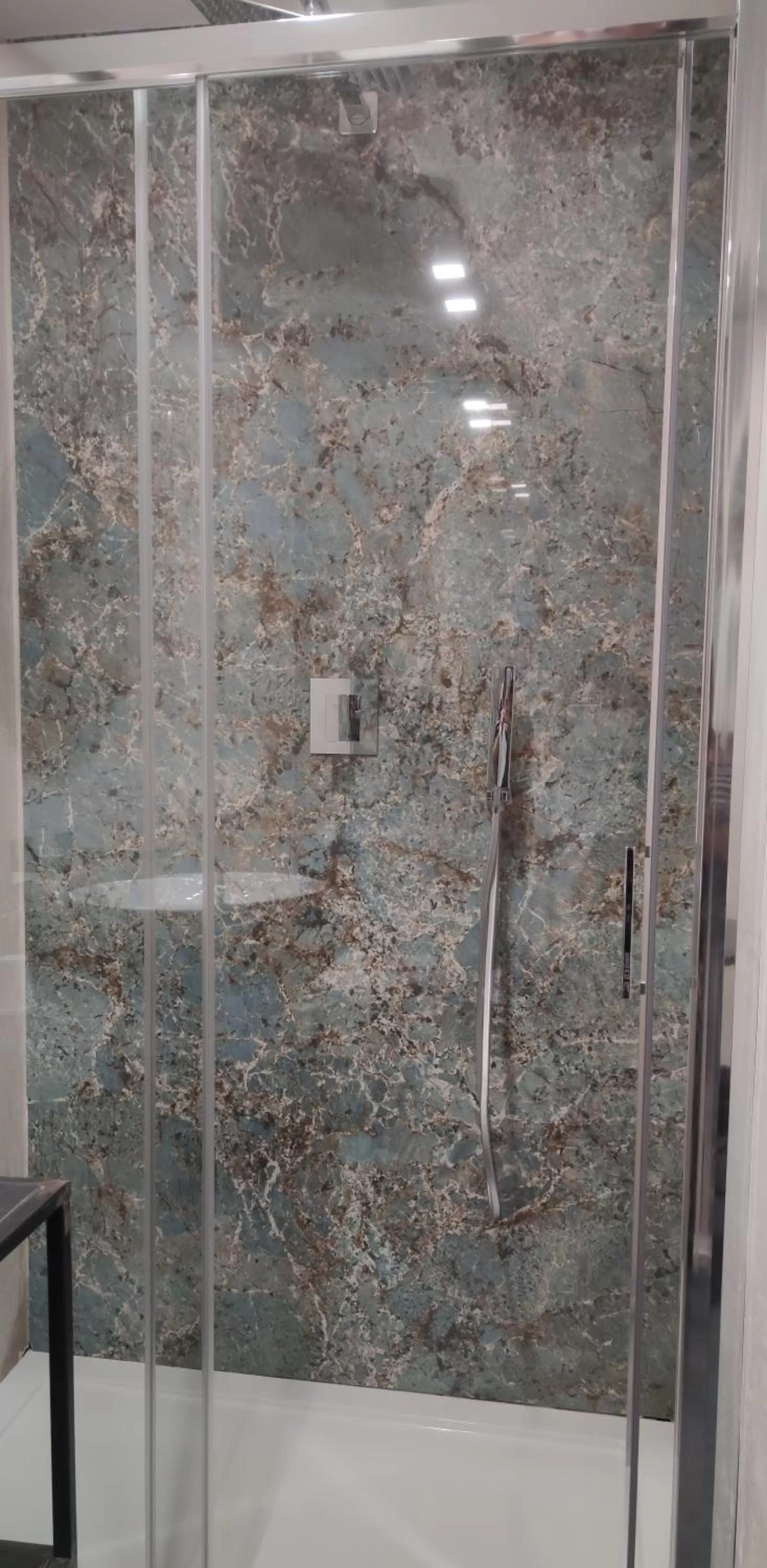 Shower in Panoramica dei Templi B&B