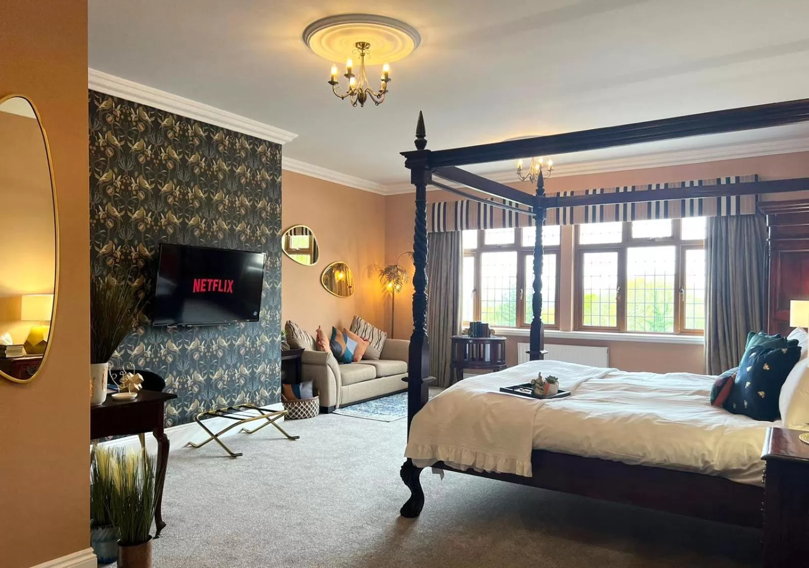 Bedroom in De Rougemont Manor