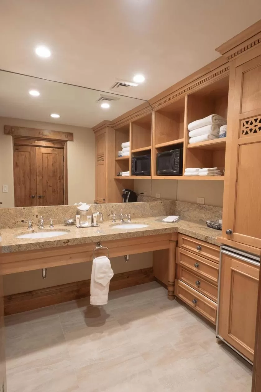 The Chateaux Deer Valley