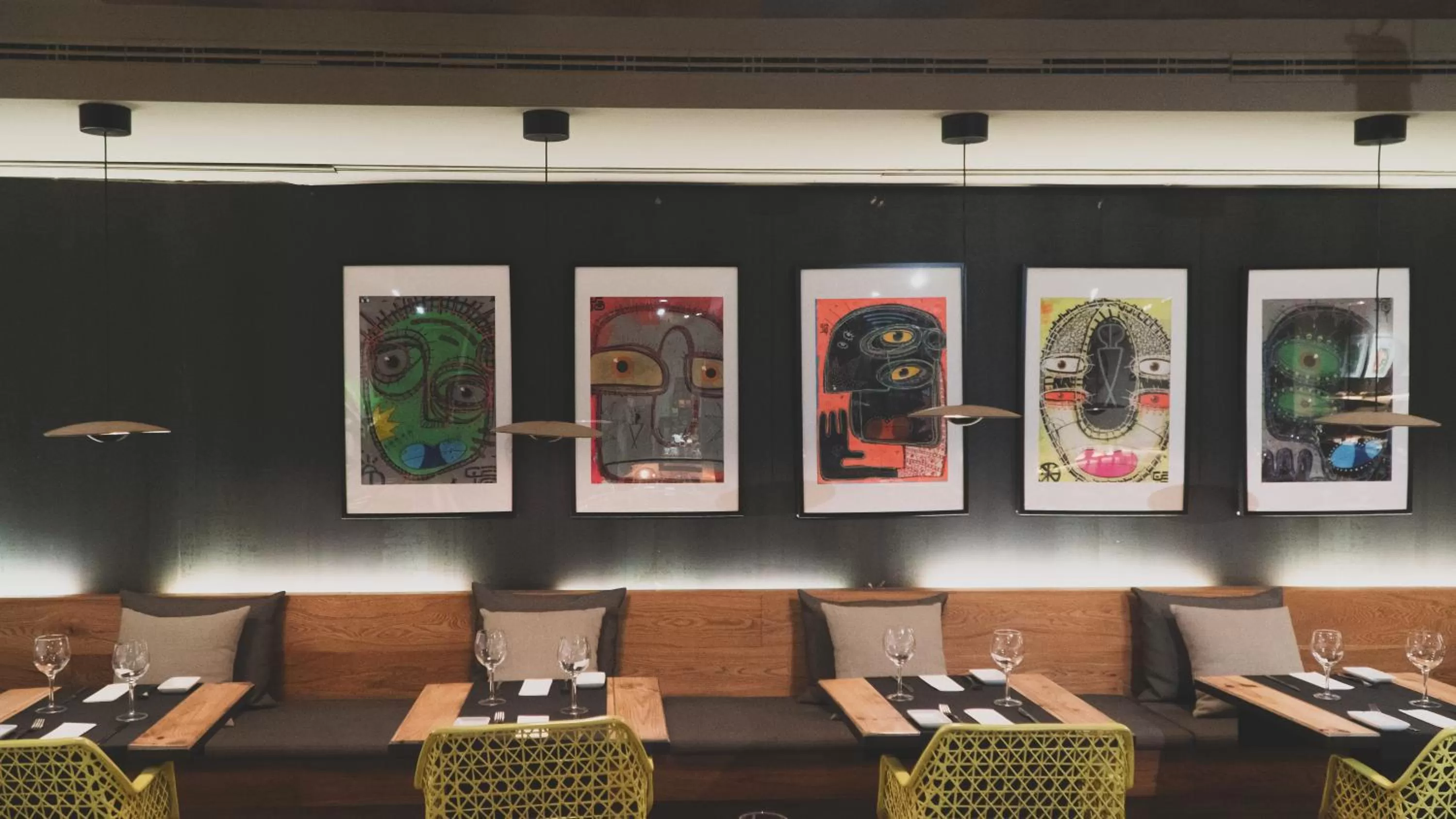 Restaurant/places to eat in Zenit Abeba