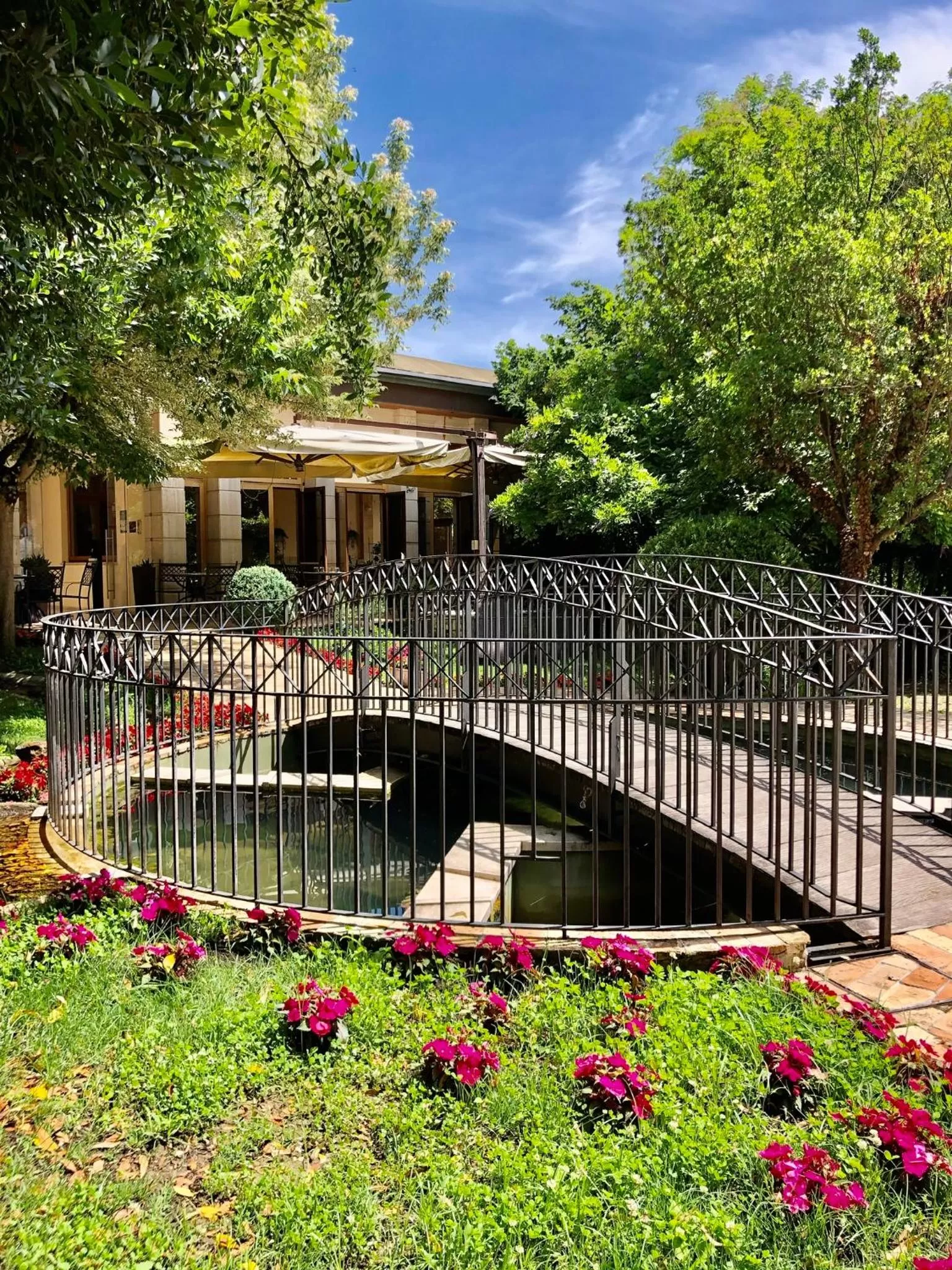 Property building in Mingone Hotel Ristorante