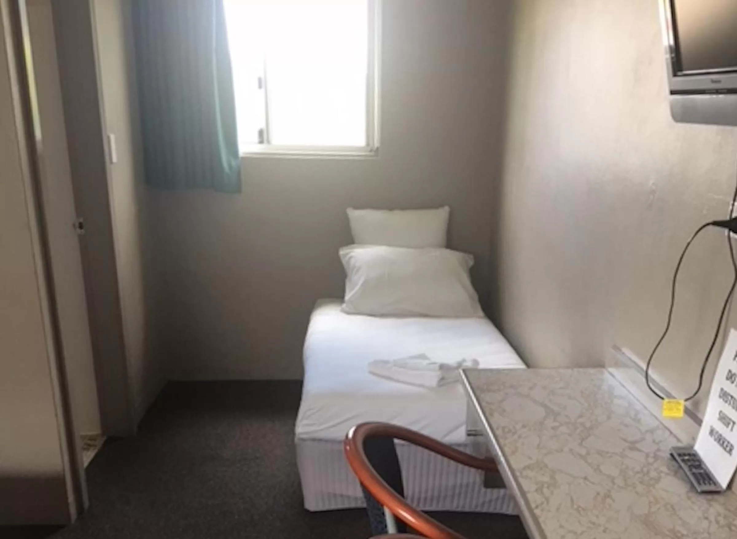 Bedroom, Bed in Commercial Hotel Motel Lithgow
