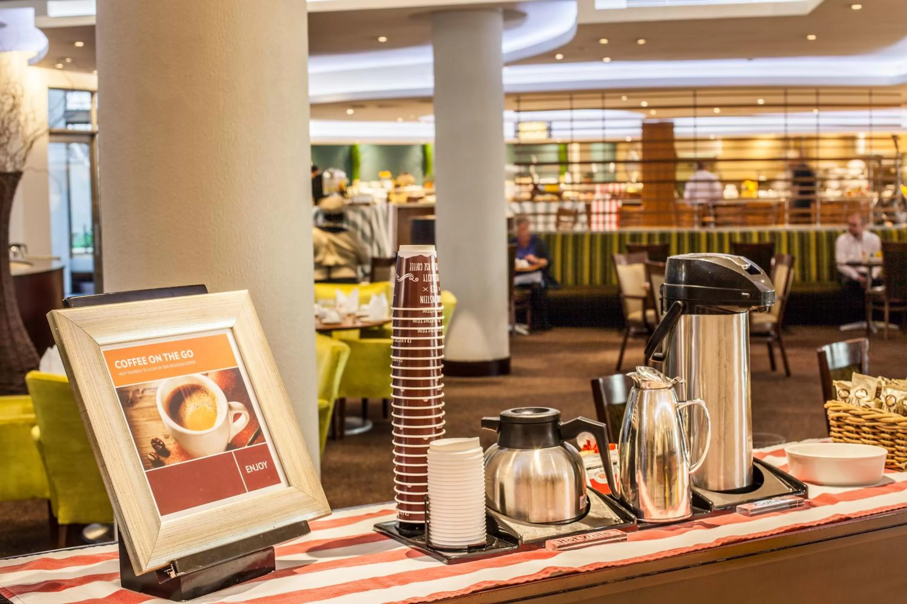 Restaurant/places to eat in City Lodge Hotel Lynnwood