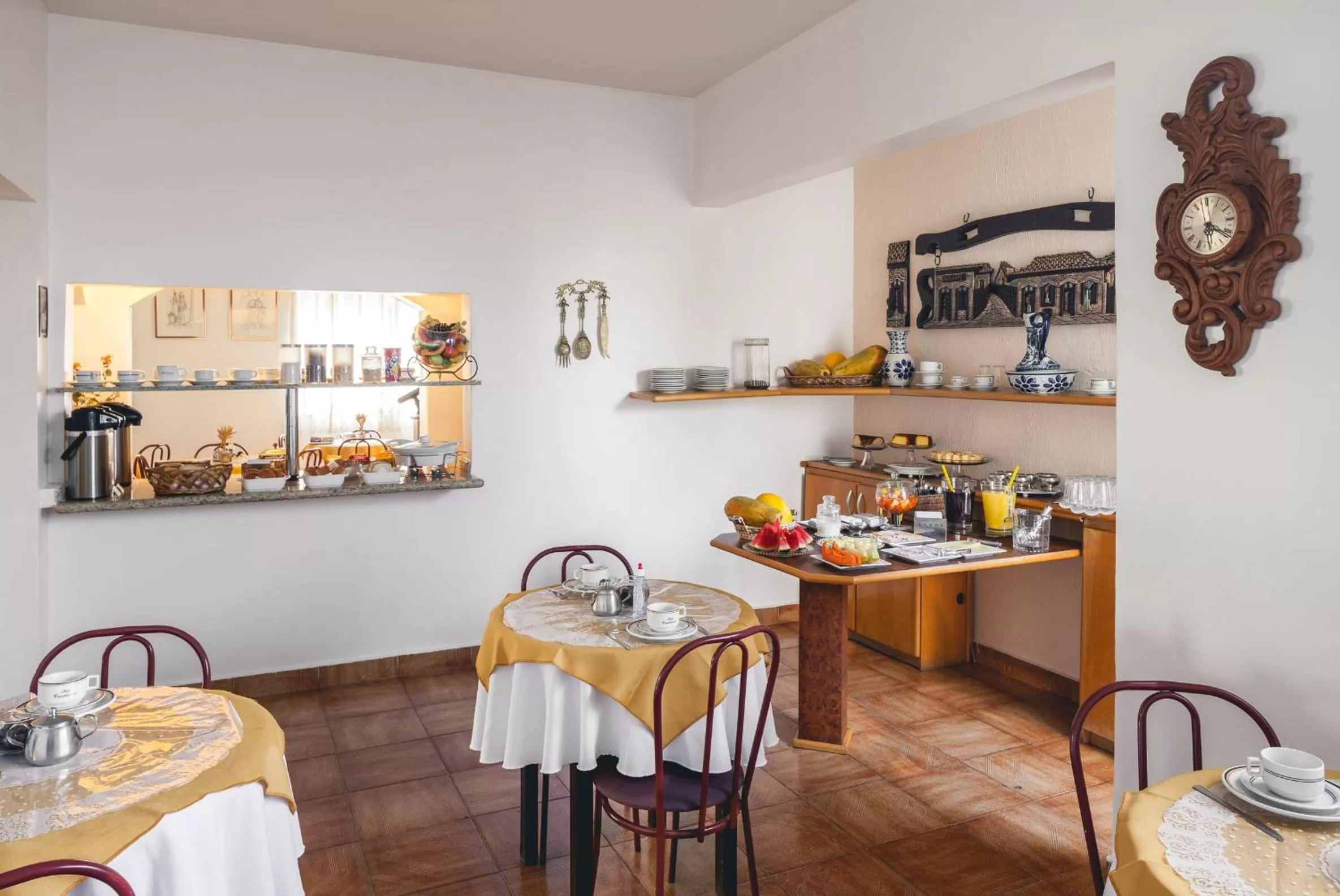 Breakfast, Restaurant/Places to Eat in Hotel Casablanca