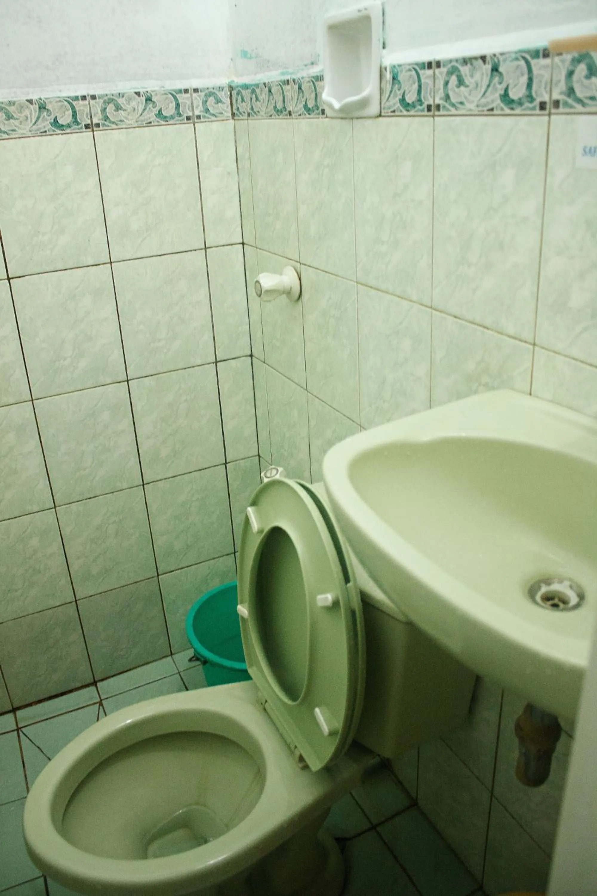 Toilet in GV Hotel - Ormoc