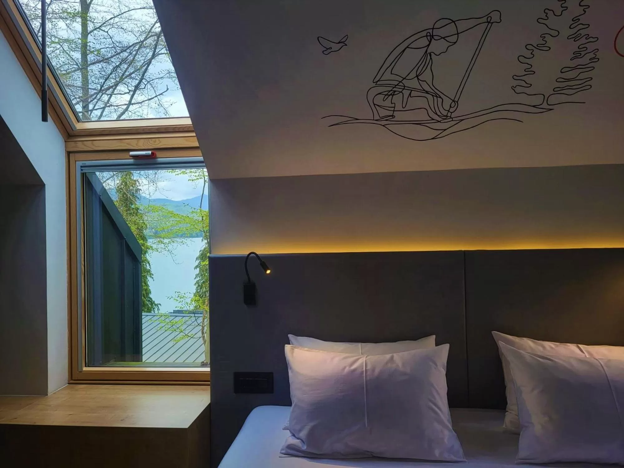 Bedroom, Bed in Adventure Lake Resort - Simared