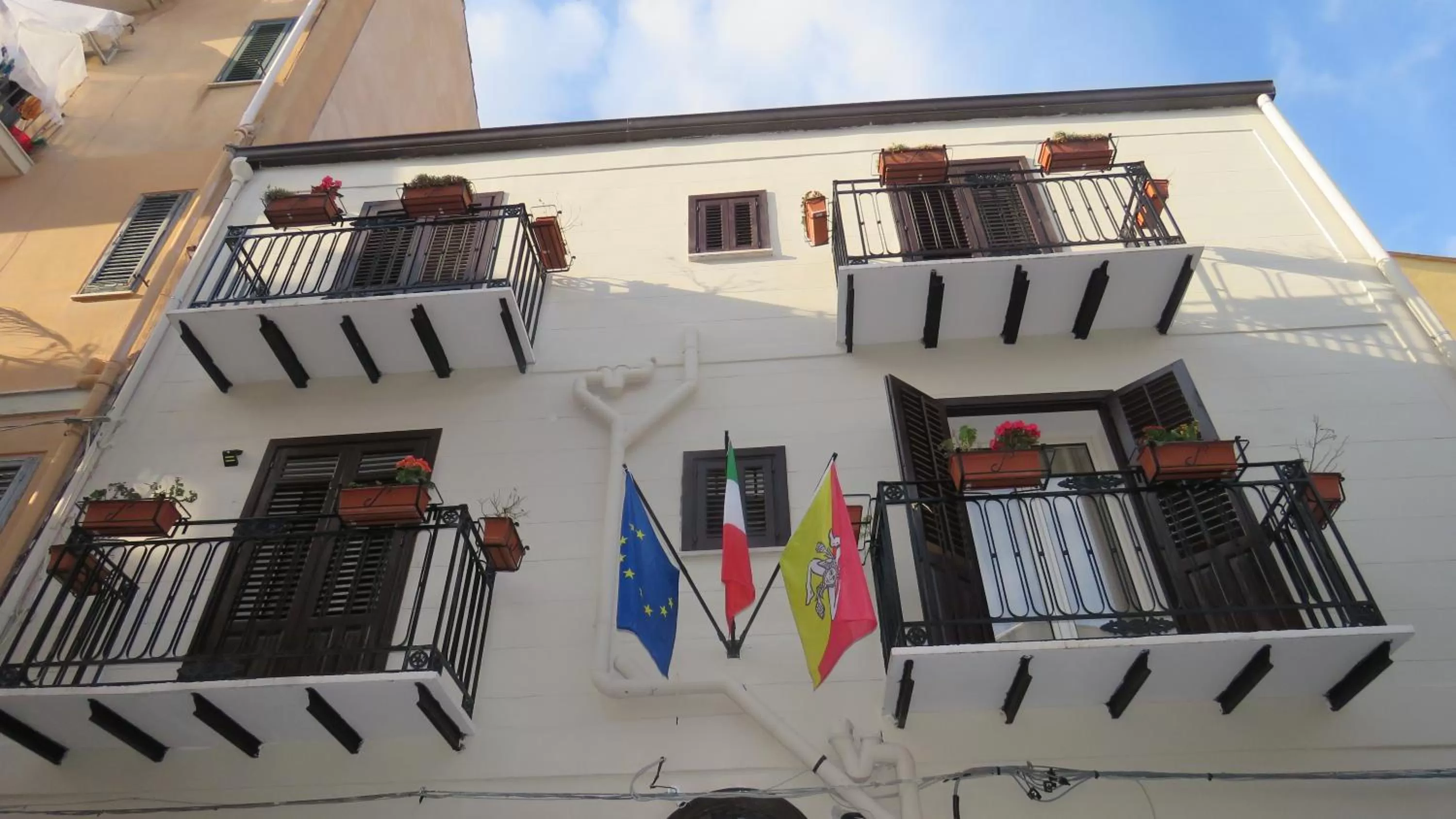 Property building in Opera Boutique Rooms