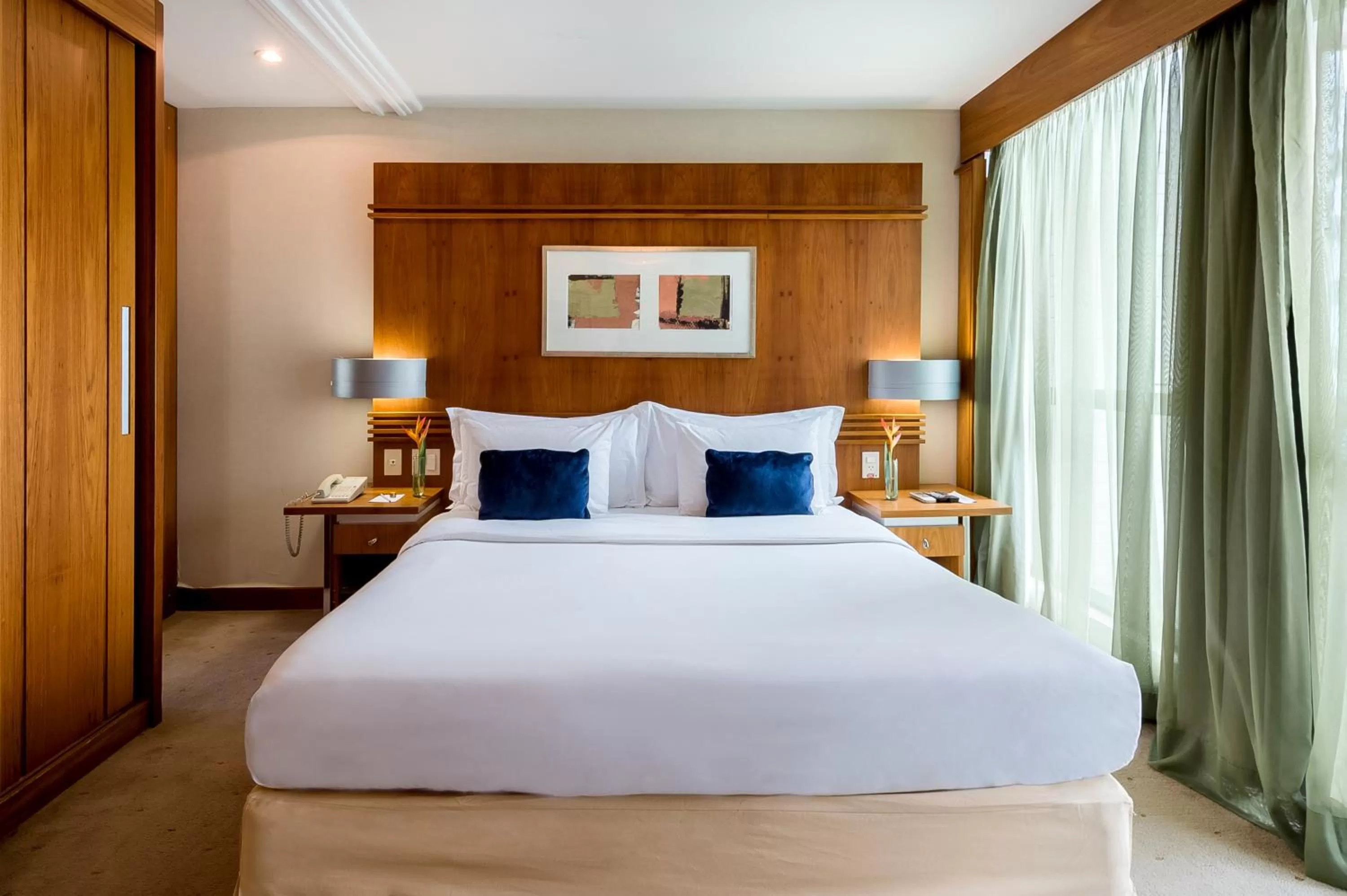 Photo of the whole room, Bed in Grand Mercure Brasilia Eixo Monumental