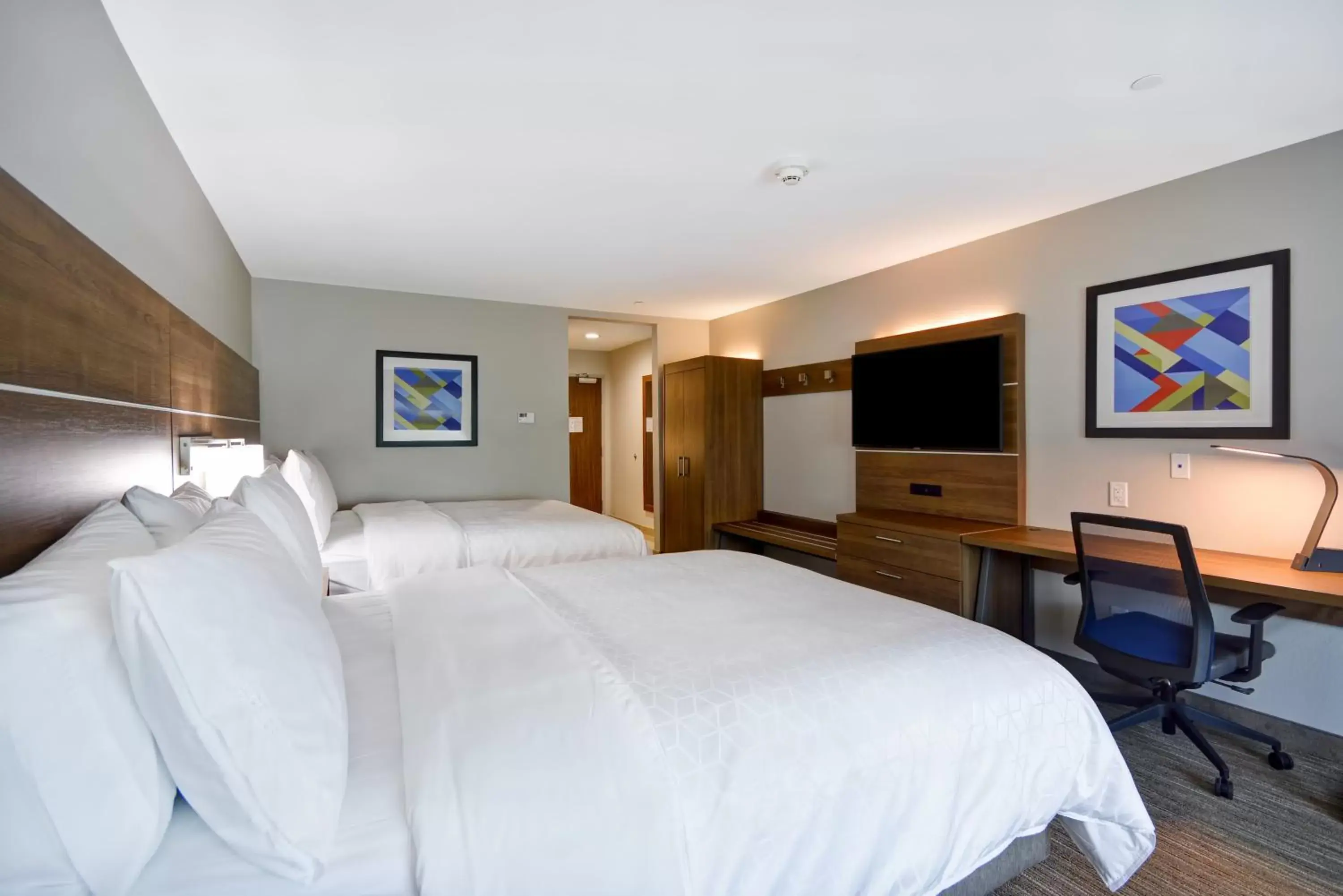 Queen Room with Two Queen Beds - Non-Smoking in Holiday Inn Express & Suites - Houston NASA - Boardwalk Area, an IHG Hotel Queen Room with Two Queen Beds - Non-Smoking in Holiday Inn Express & Suites - Houston NASA - Boardwalk Area, an IHG Hotel