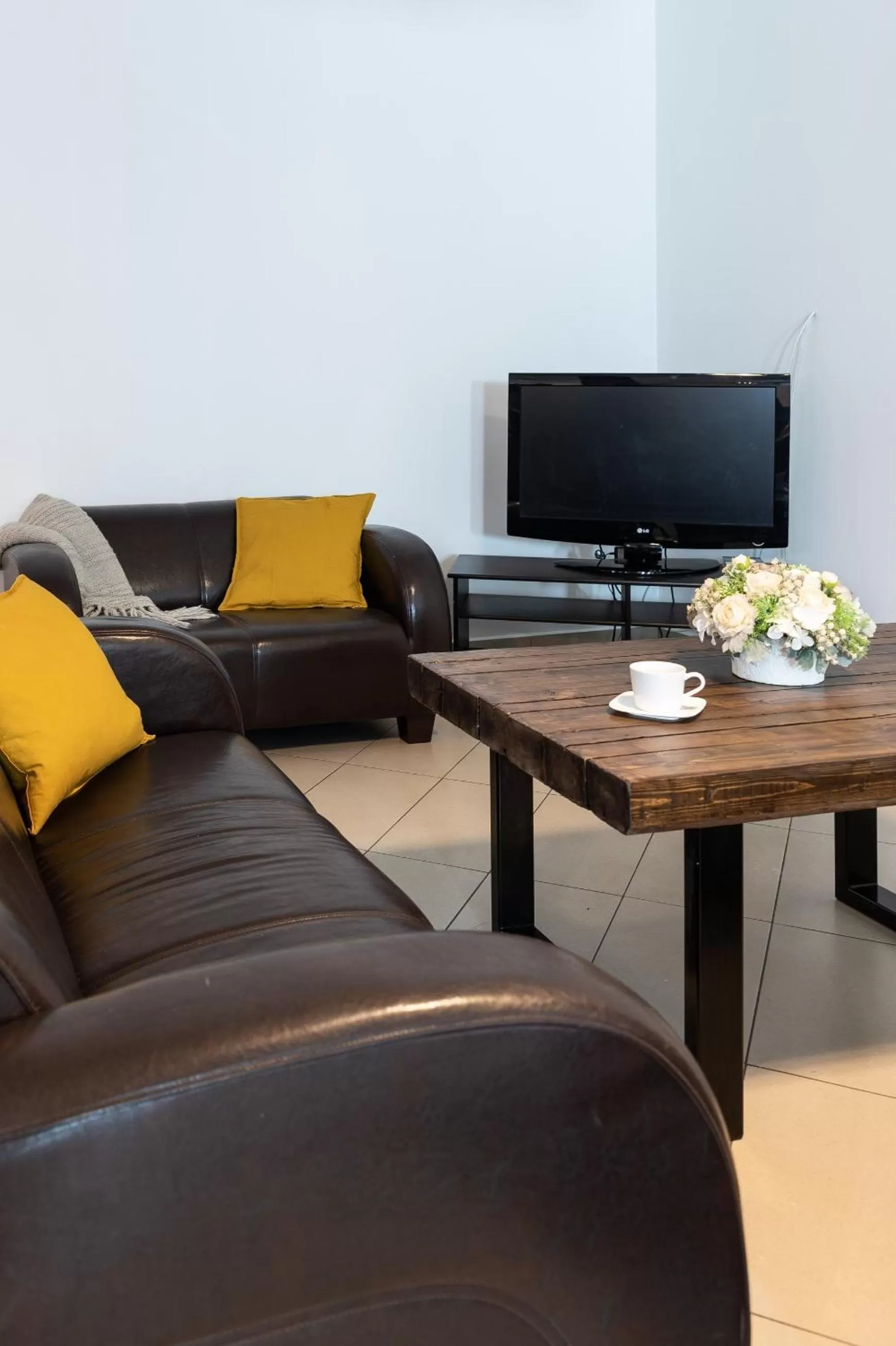 Billiard, TV/Entertainment Center in Chata u Bronka