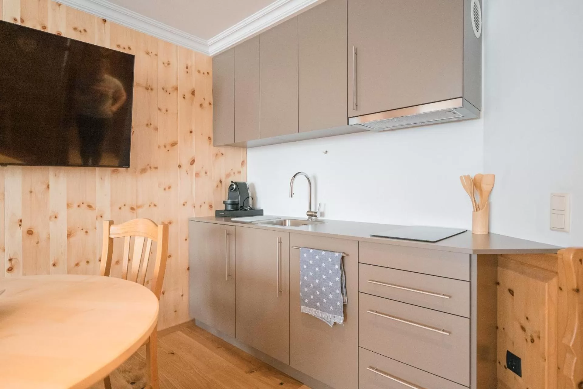 Kitchen or kitchenette in Hotel Schartner