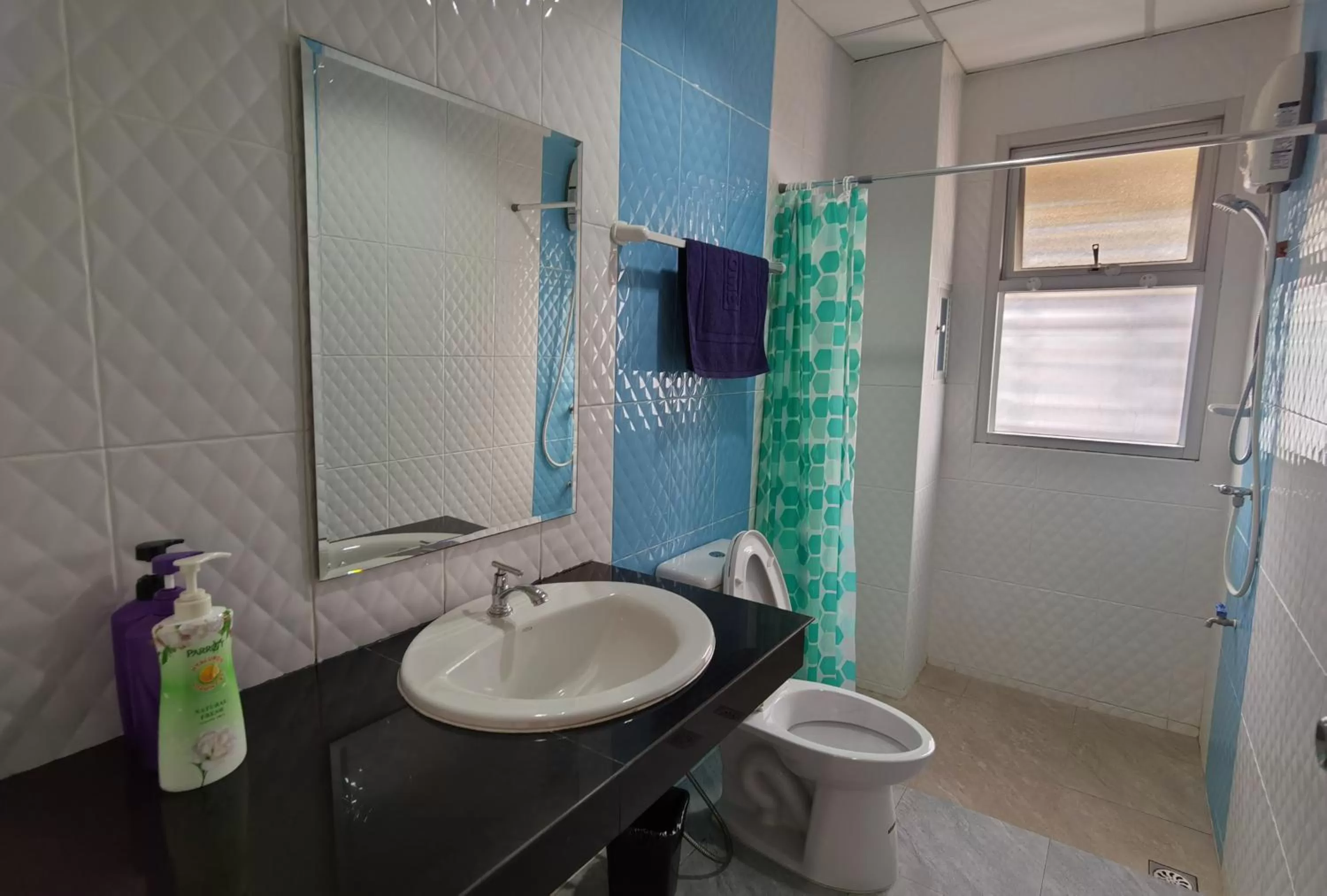 Shower in TD Bangkok