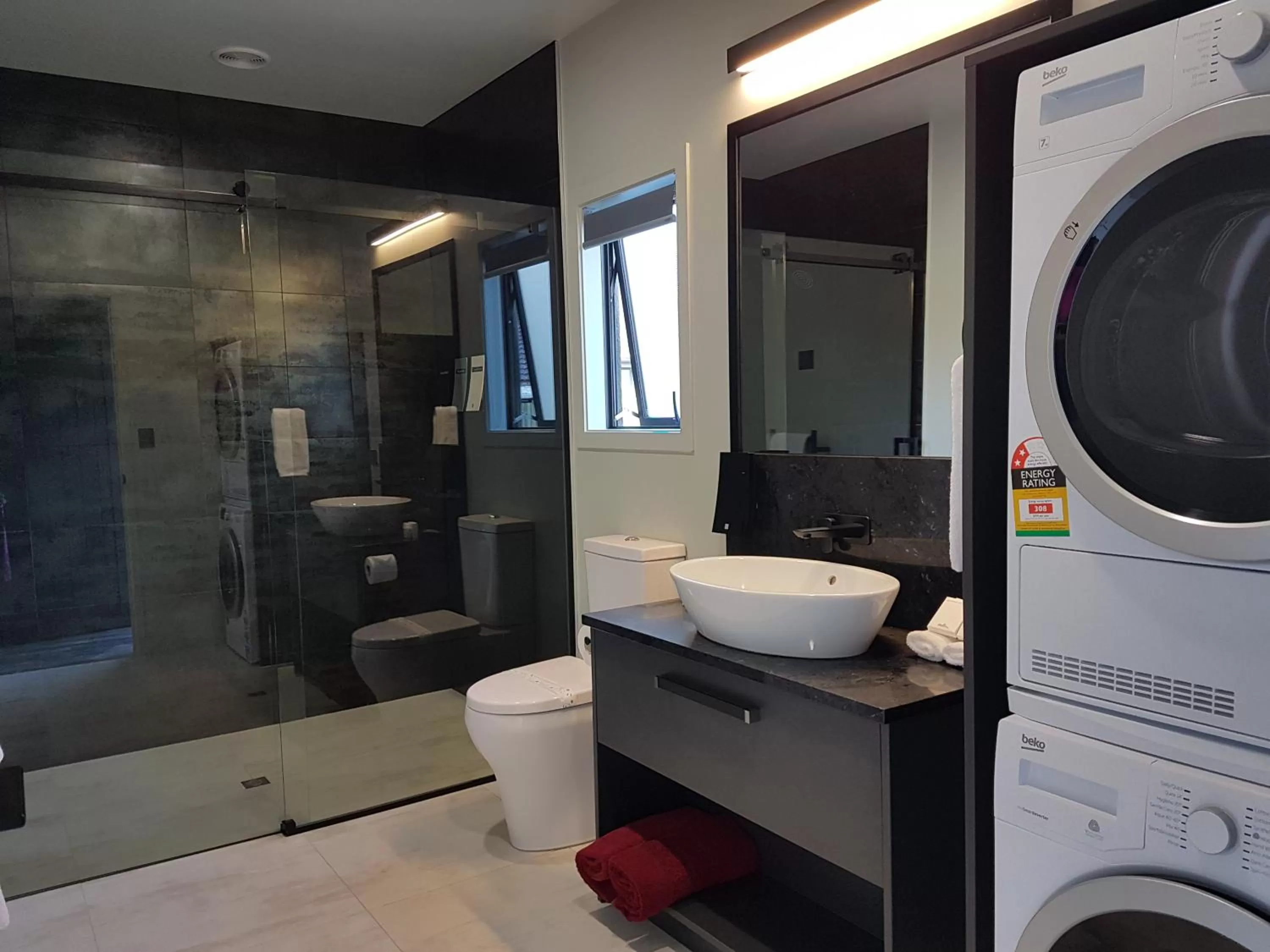 Bathroom in Kings On Peace