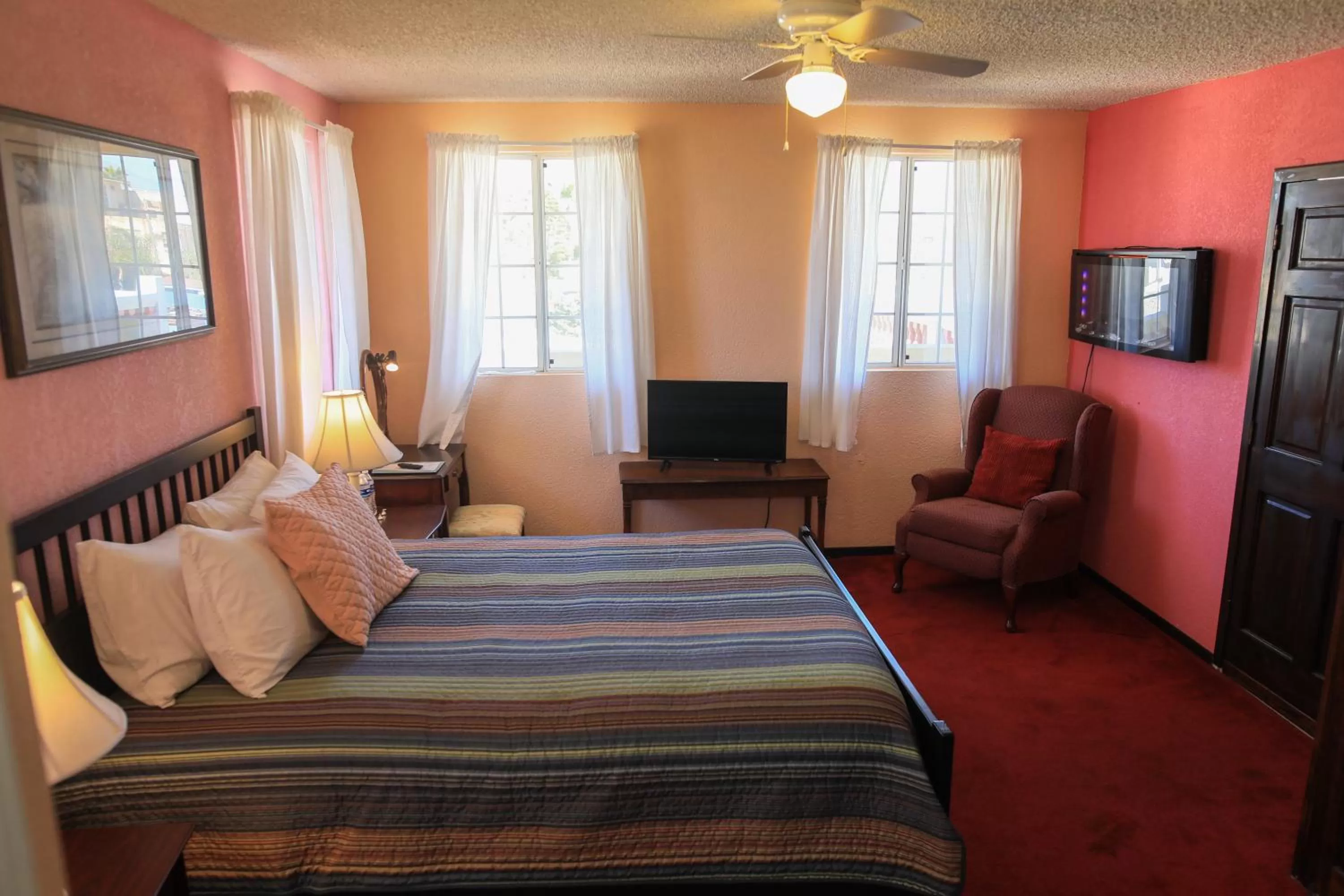 Bed in Playa Hermosa Inn at the beach