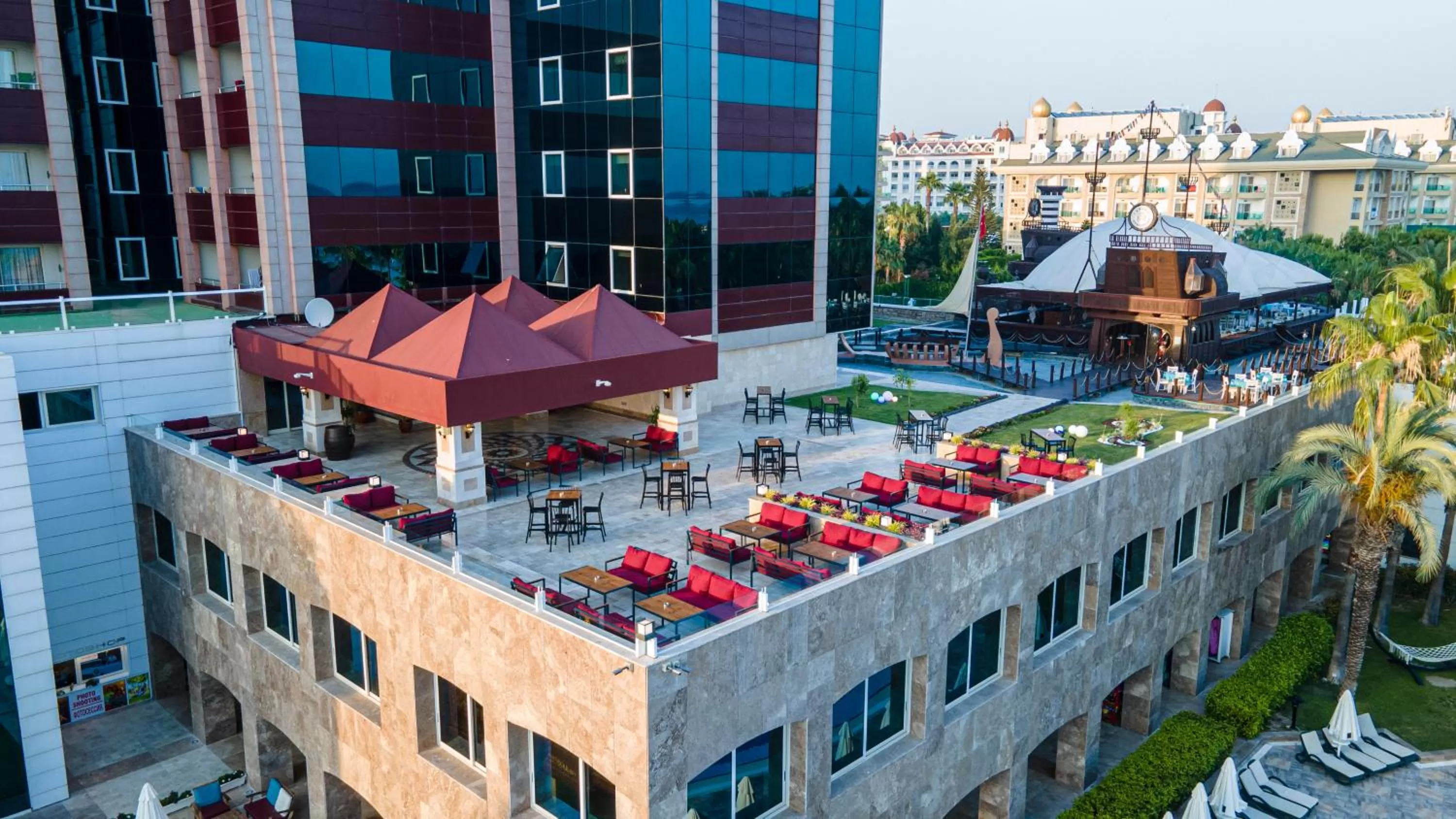 Lounge or bar in Kamelya Selin Hotel Luxury Resort & SPA