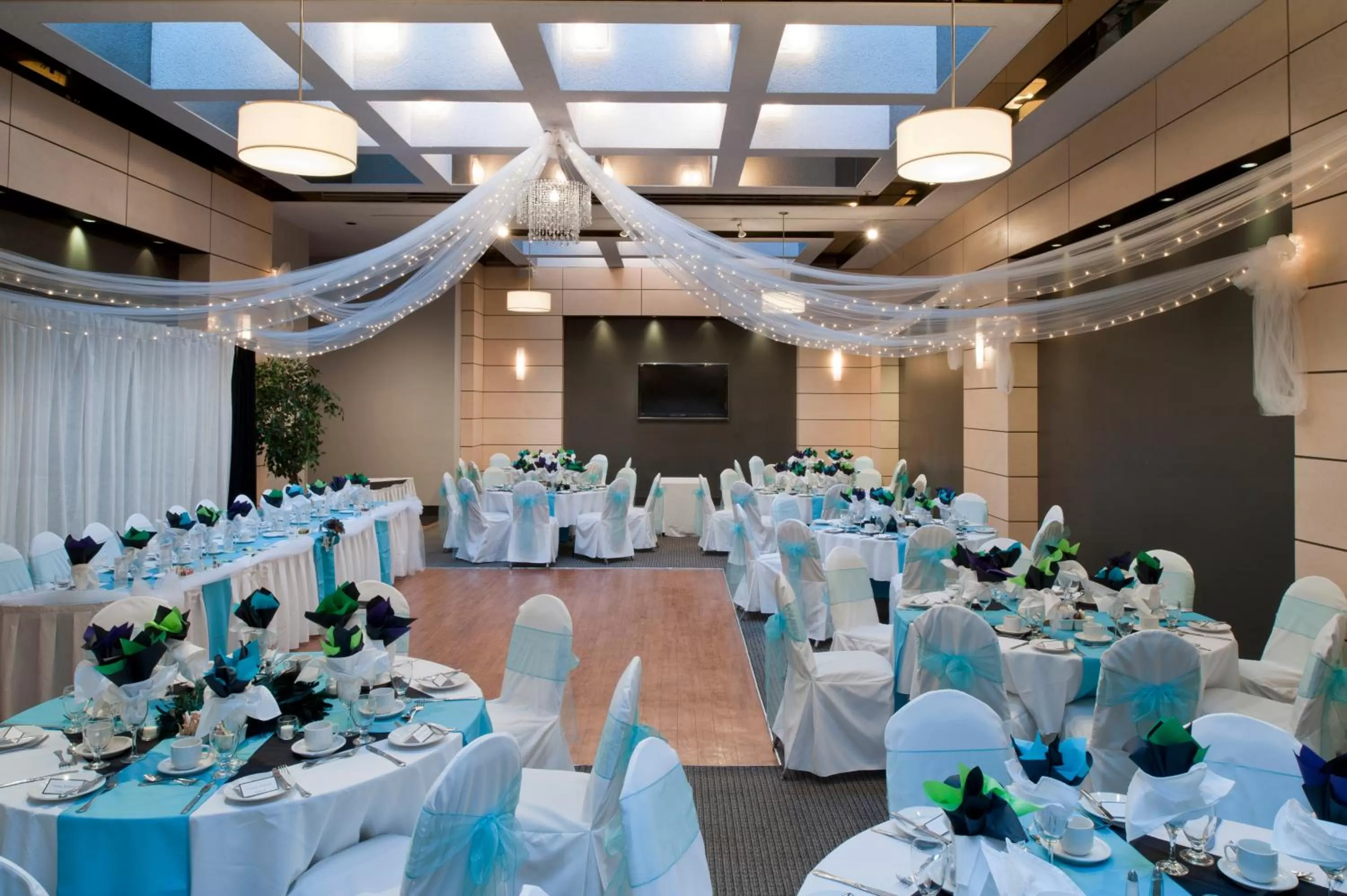 Banquet/Function facilities in Ramada Plaza by Wyndham Prince George