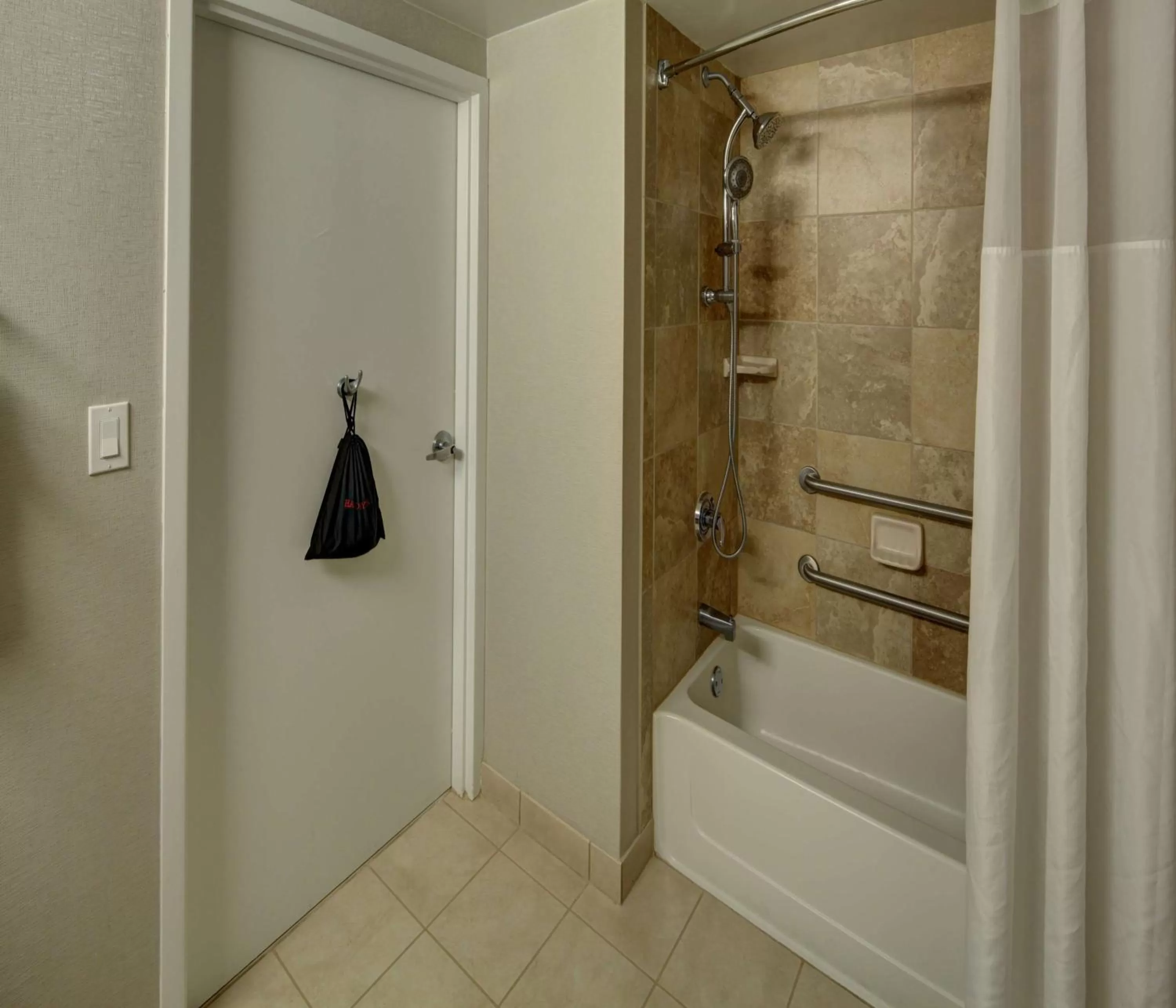 King Room - Hearing Accessible in Hampton Inn Miami-Coconut Grove/Coral Gables