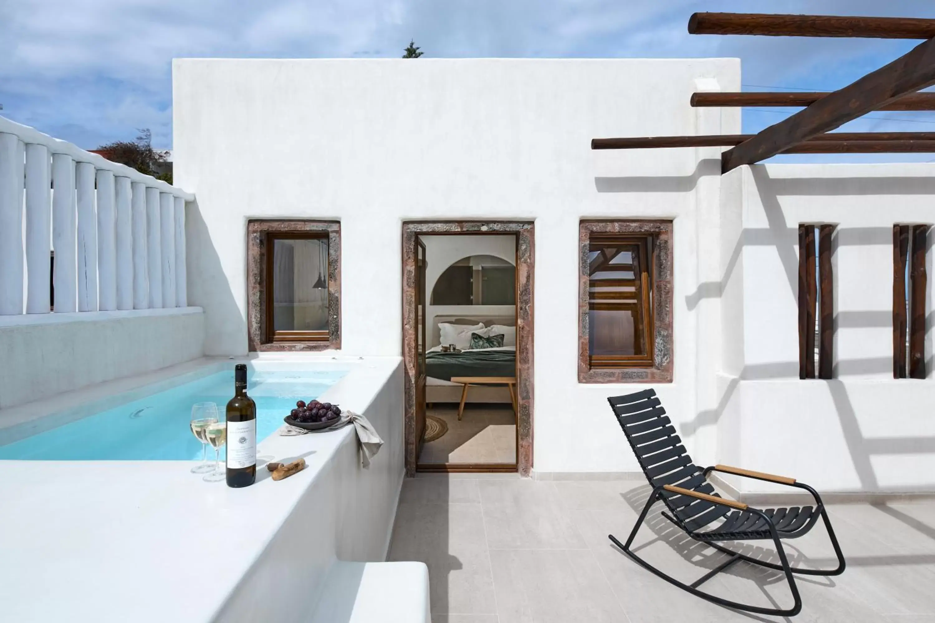 Executive Suite with Outdoor Hot Tub in Winery Hotel 1870 Executive Suite with Outdoor Hot Tub in Winery Hotel 1870