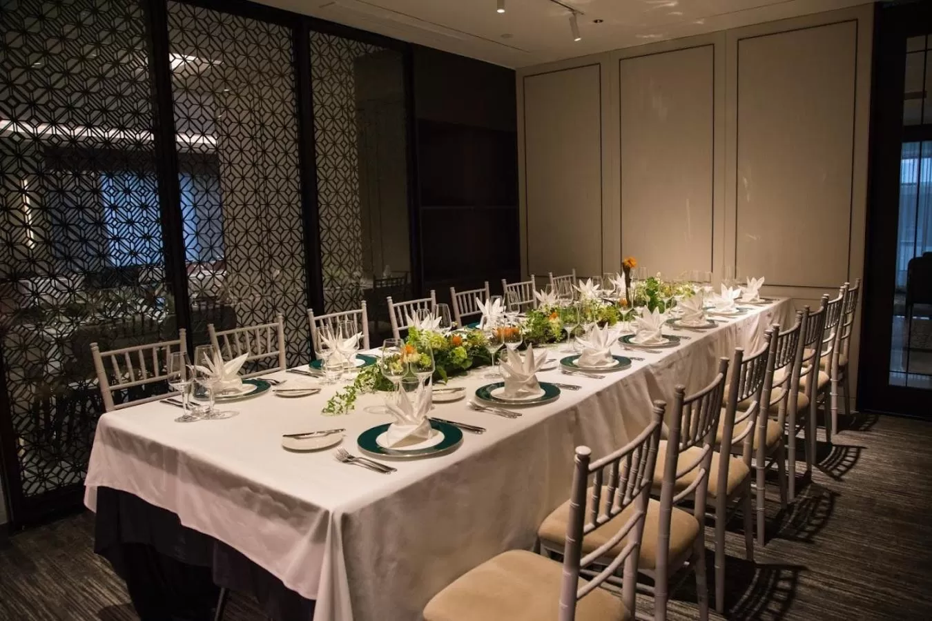 Restaurant/places to eat in Grand Park City Hall