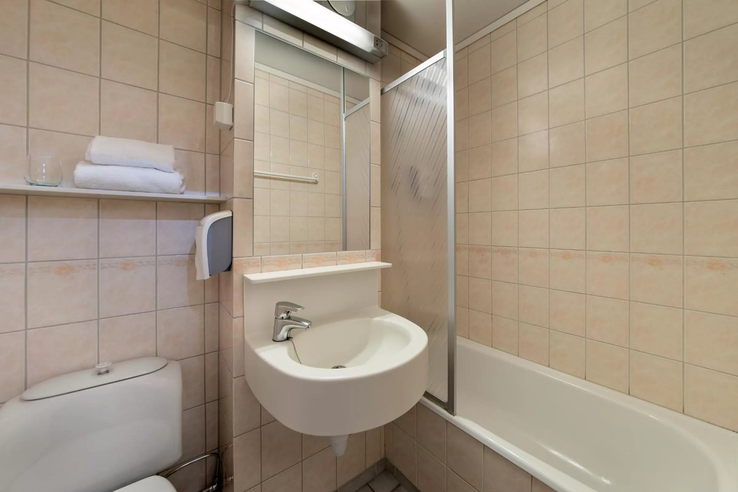 Bathroom in Quality Hotel Sogndal