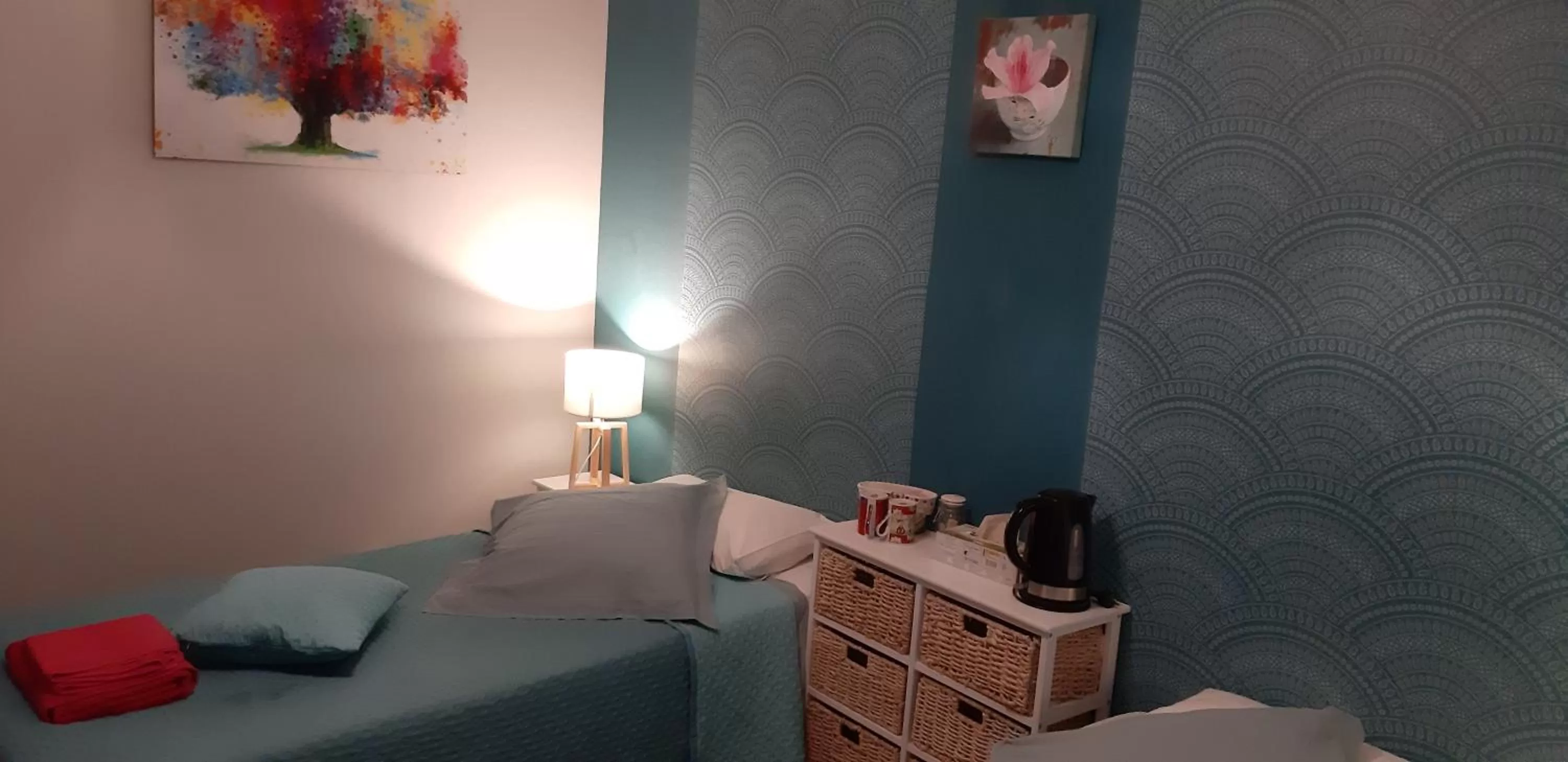 Bedroom, Bed in Chambres d'hôtes Nilautpala Dreams