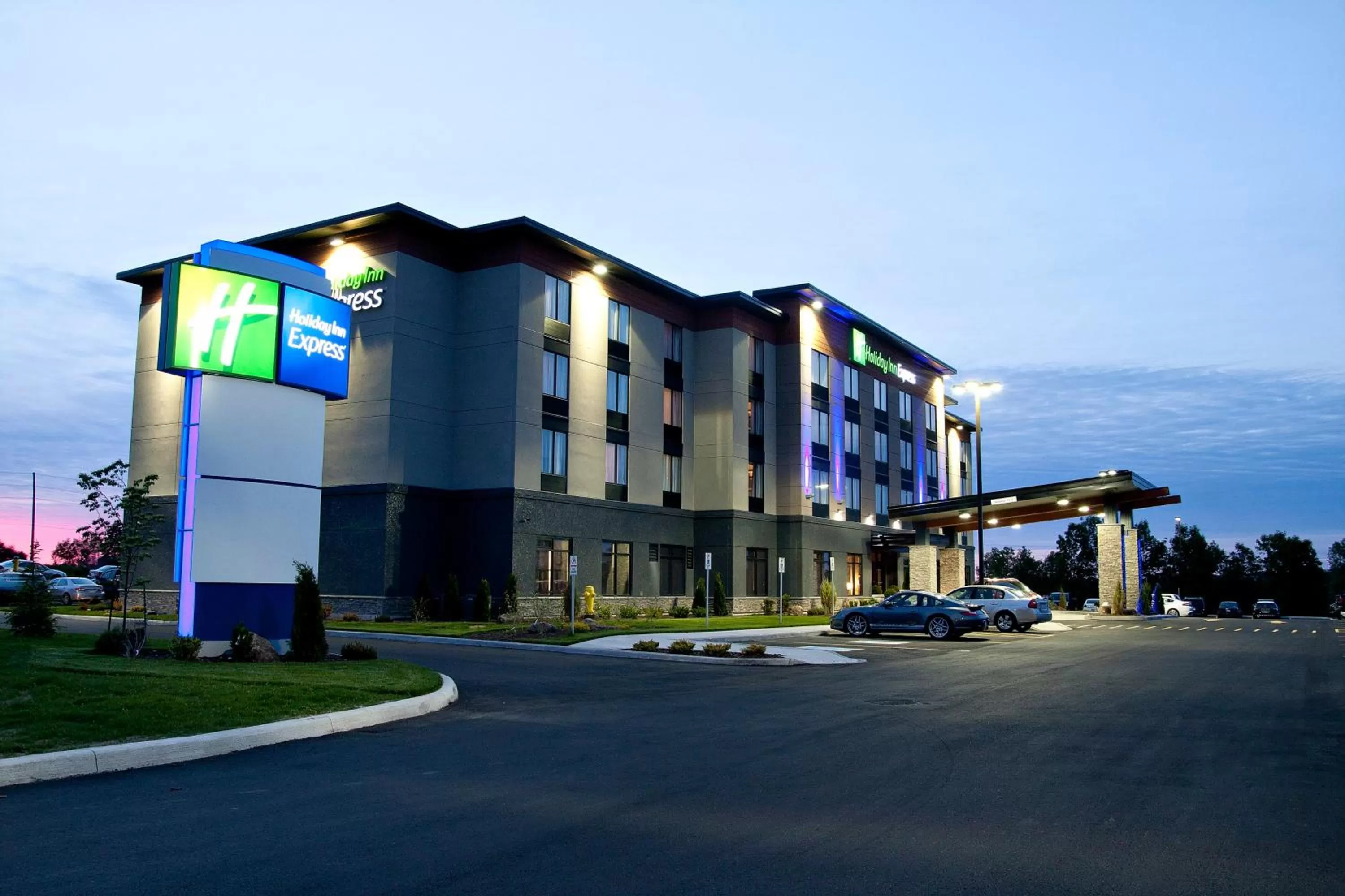 Property building in Holiday Inn Express Pembroke by IHG