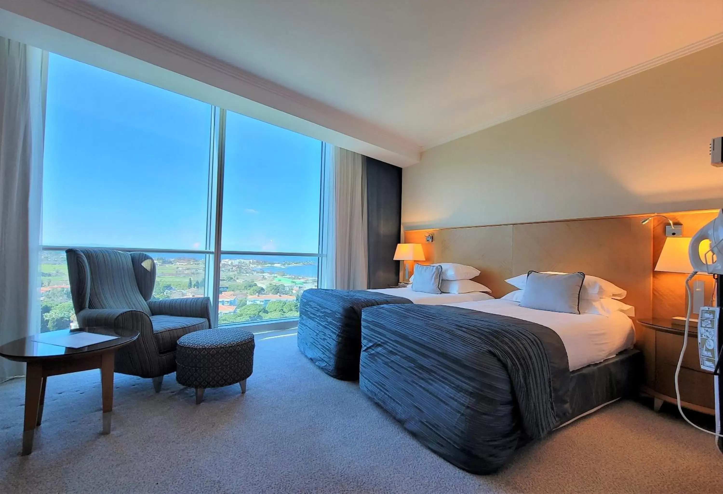 Standard Twin Room with Mountain View - Non-Smoking in Wyndham Grand Izmir Ozdilek Thermal & Spa Standard Twin Room with Mountain View - Non-Smoking in Wyndham Grand Izmir Ozdilek Thermal & Spa