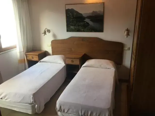 Classic Quadruple Room in Bellamarina Classic Quadruple Room in Bellamarina