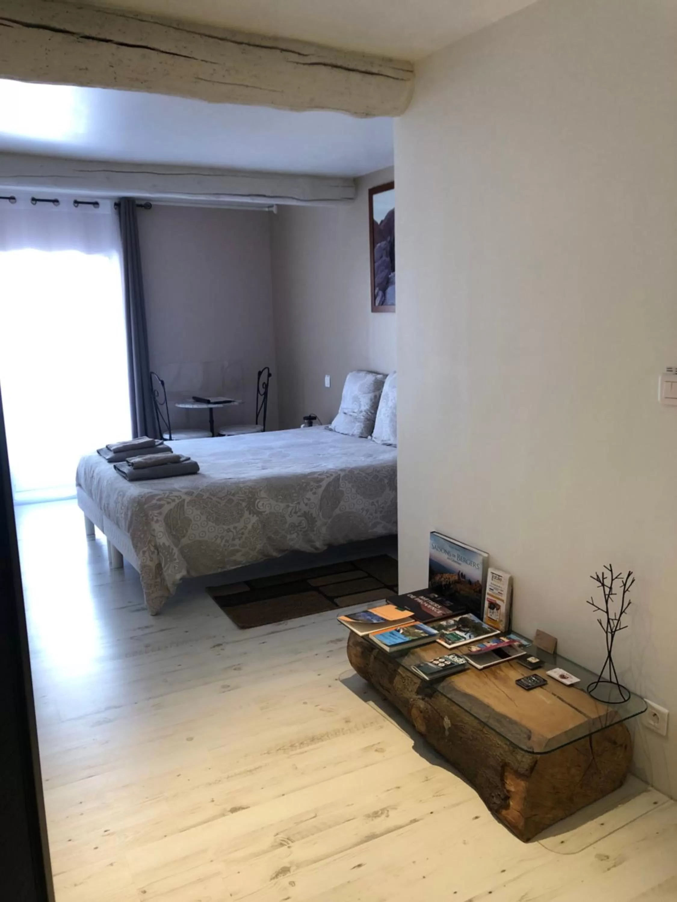 Bed in Eyragues suite parentale