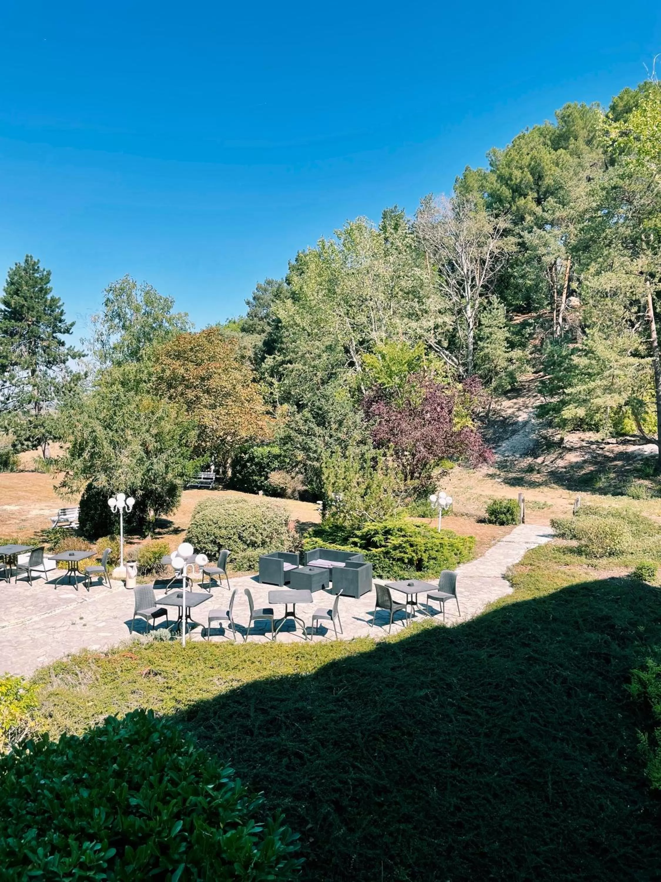 Patio in Kyriad Nemours