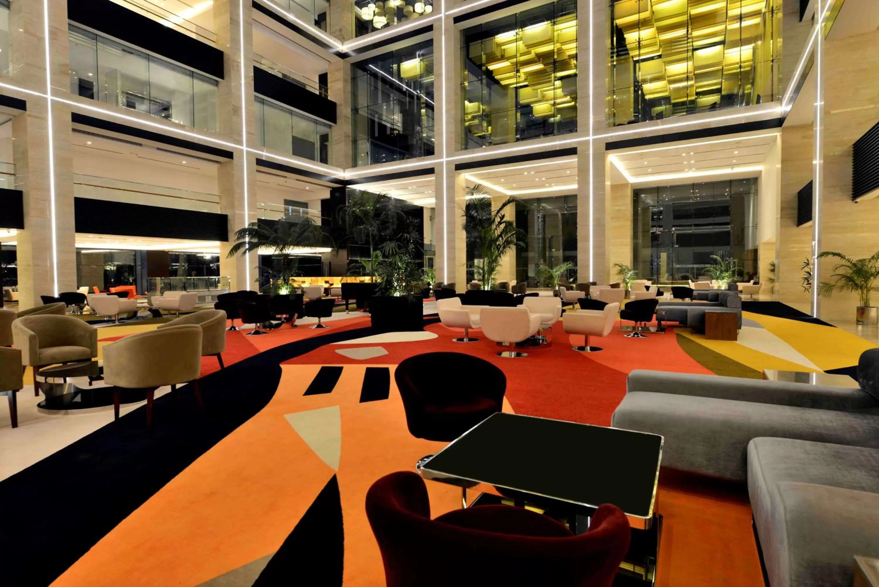 Lounge or bar in Radisson Blu Chattogram Bay View